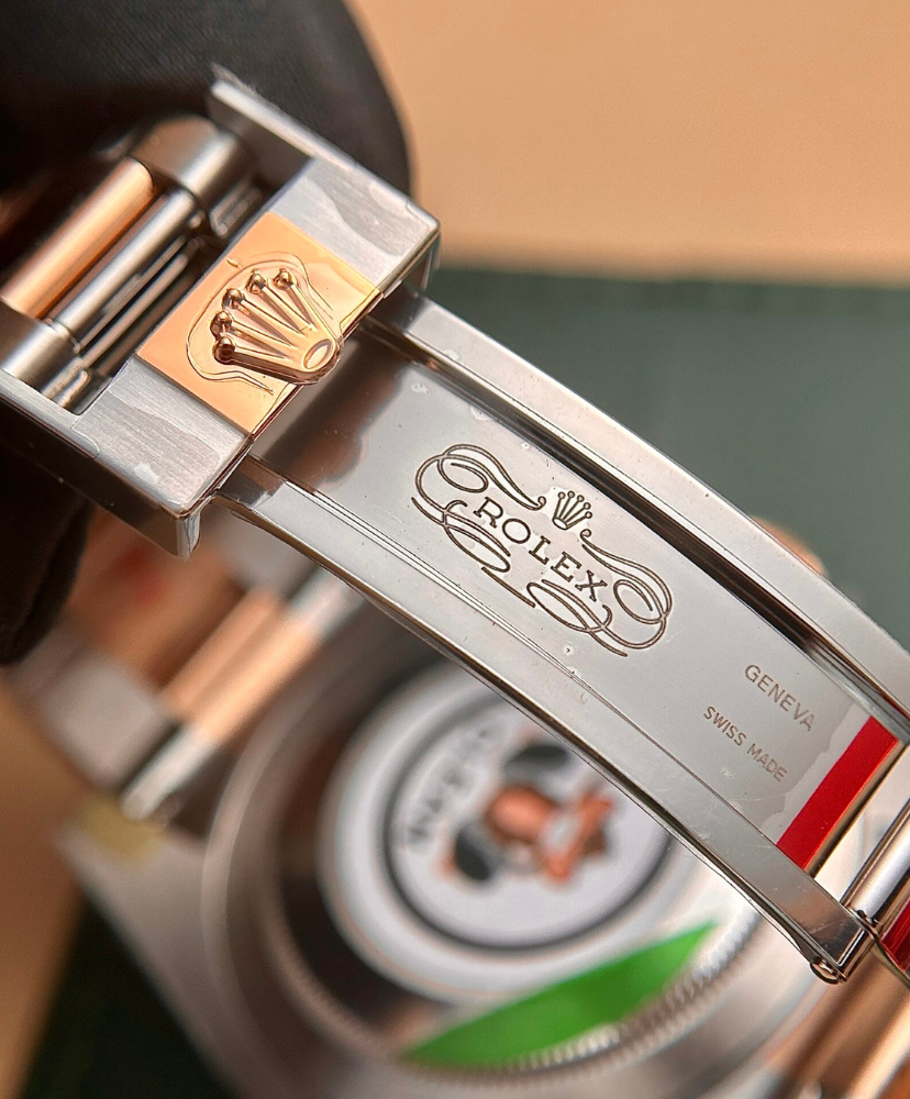 GMT-Master II