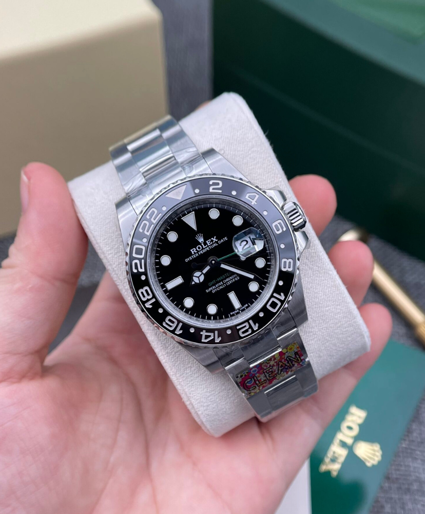 GMT-Master II