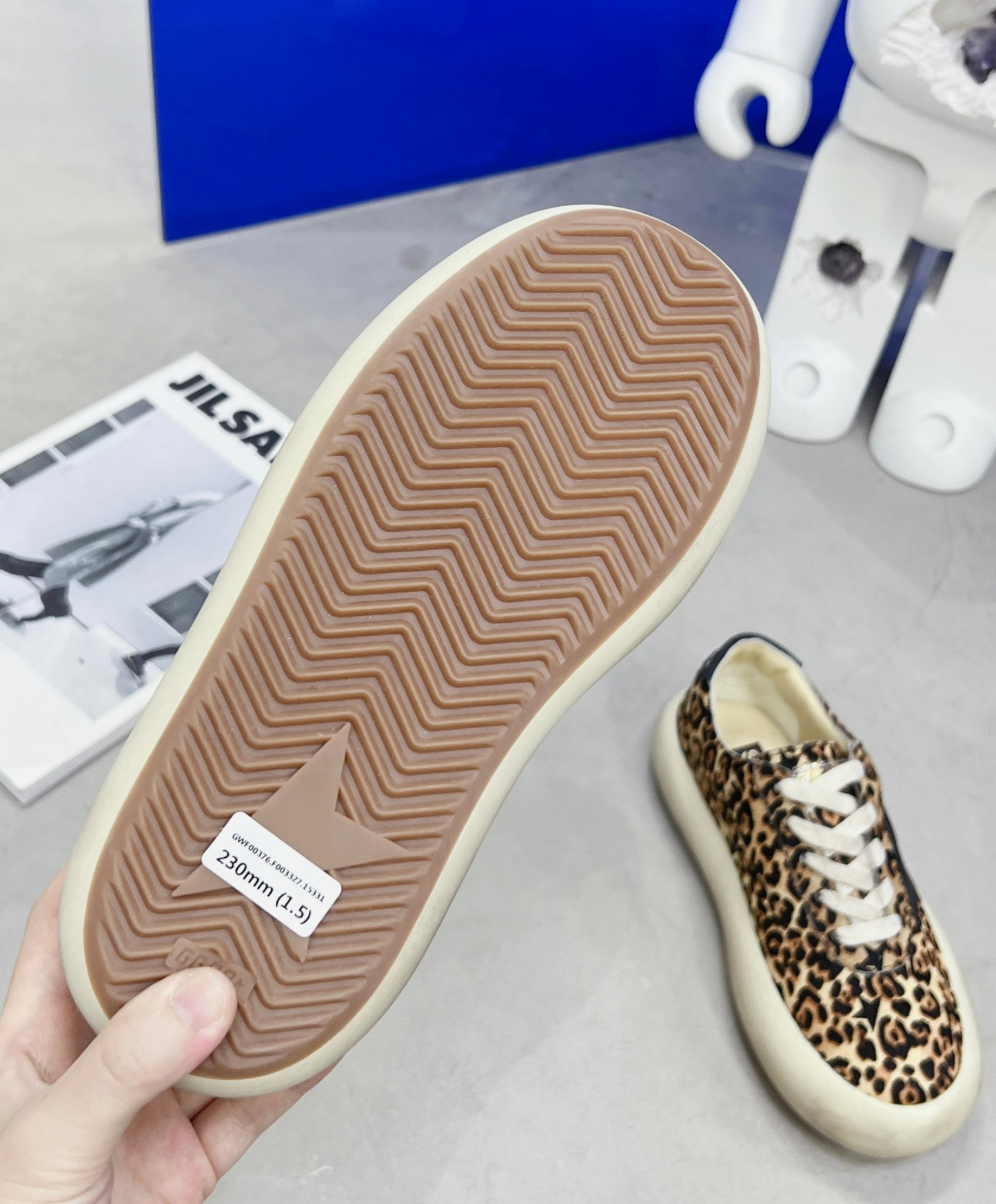 Golden Goose Space Star Leopard Noir