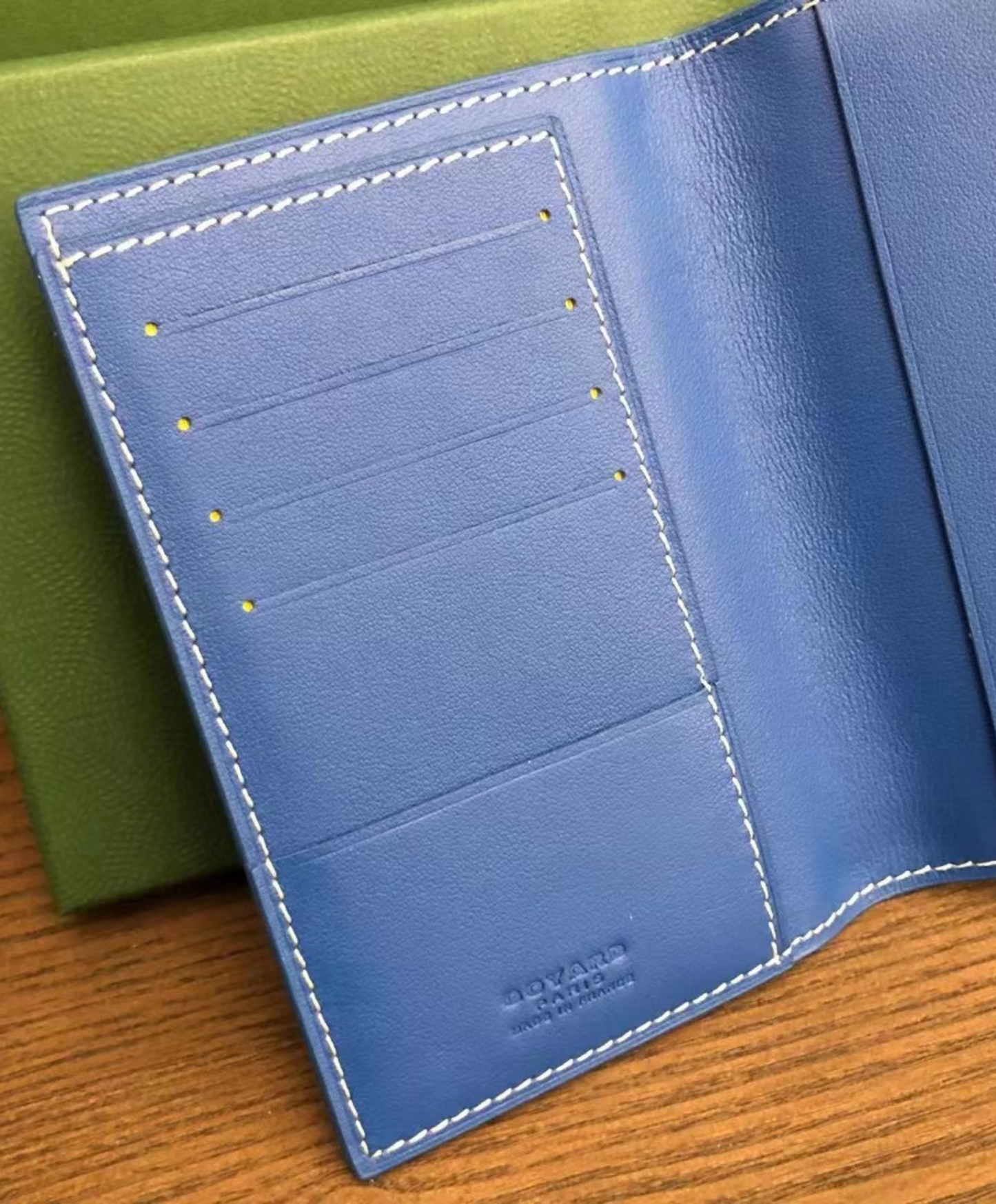 Grenelle Passport Cover