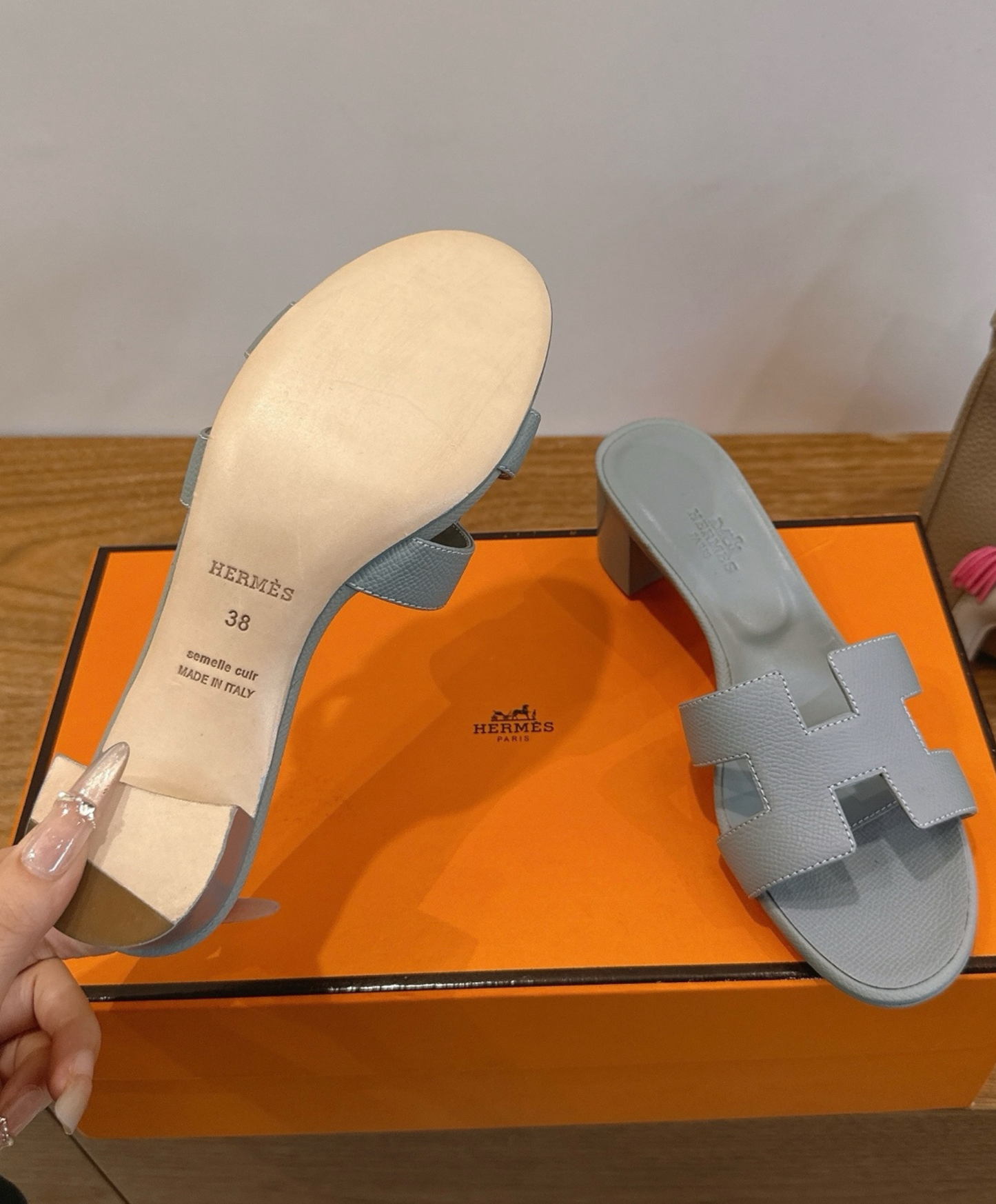 Oasis Sandal