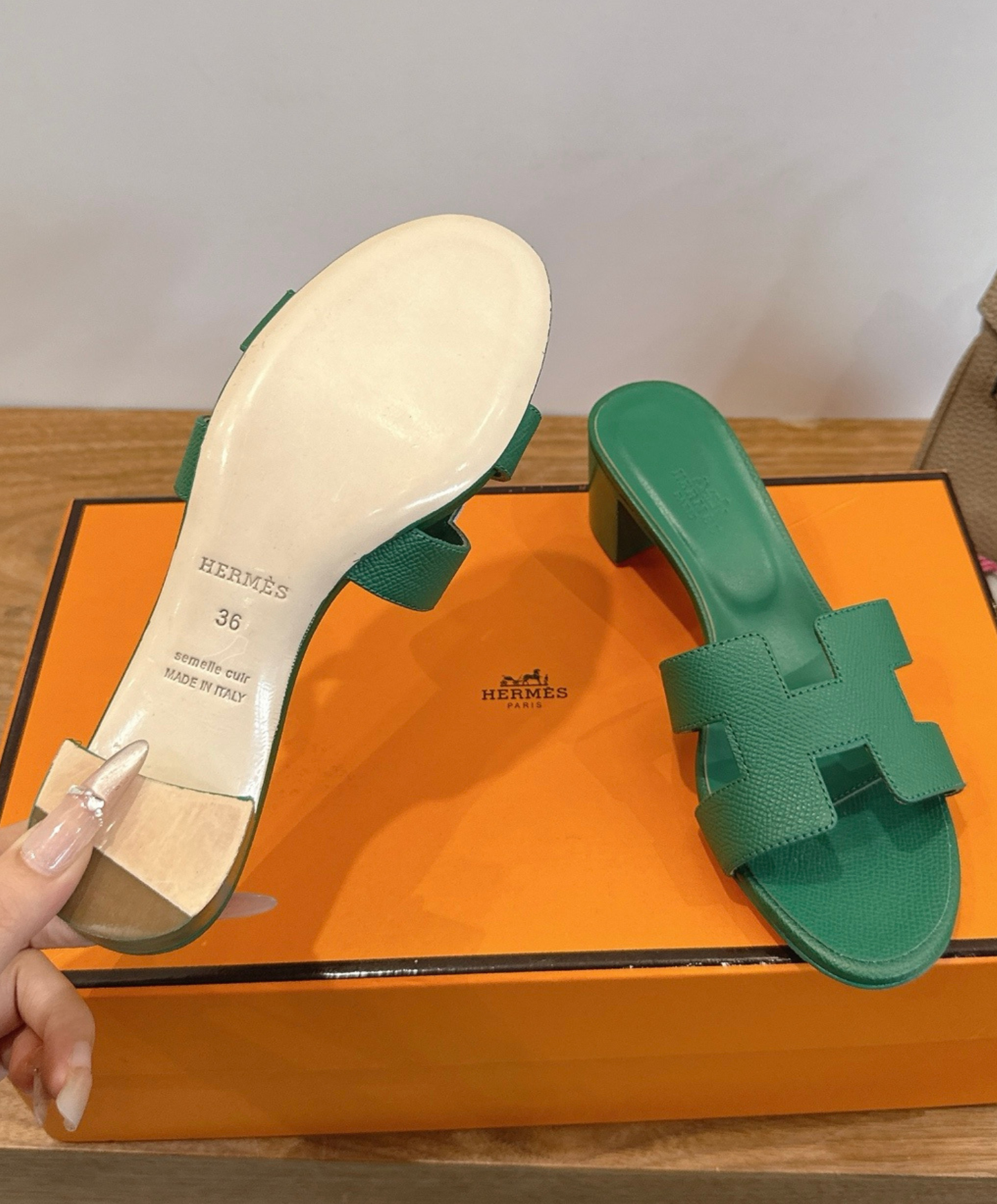 Oasis Sandal