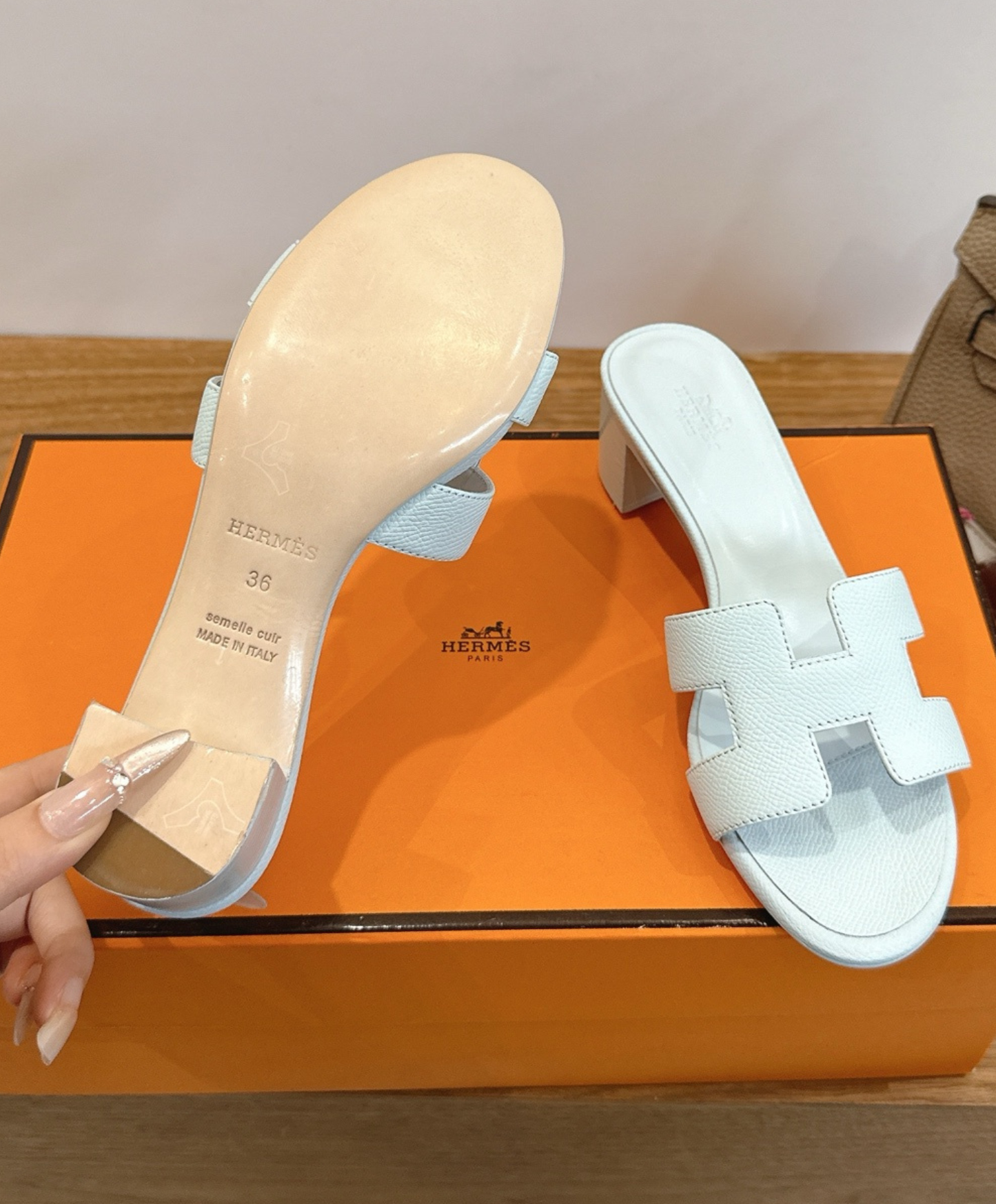 Oasis Sandal