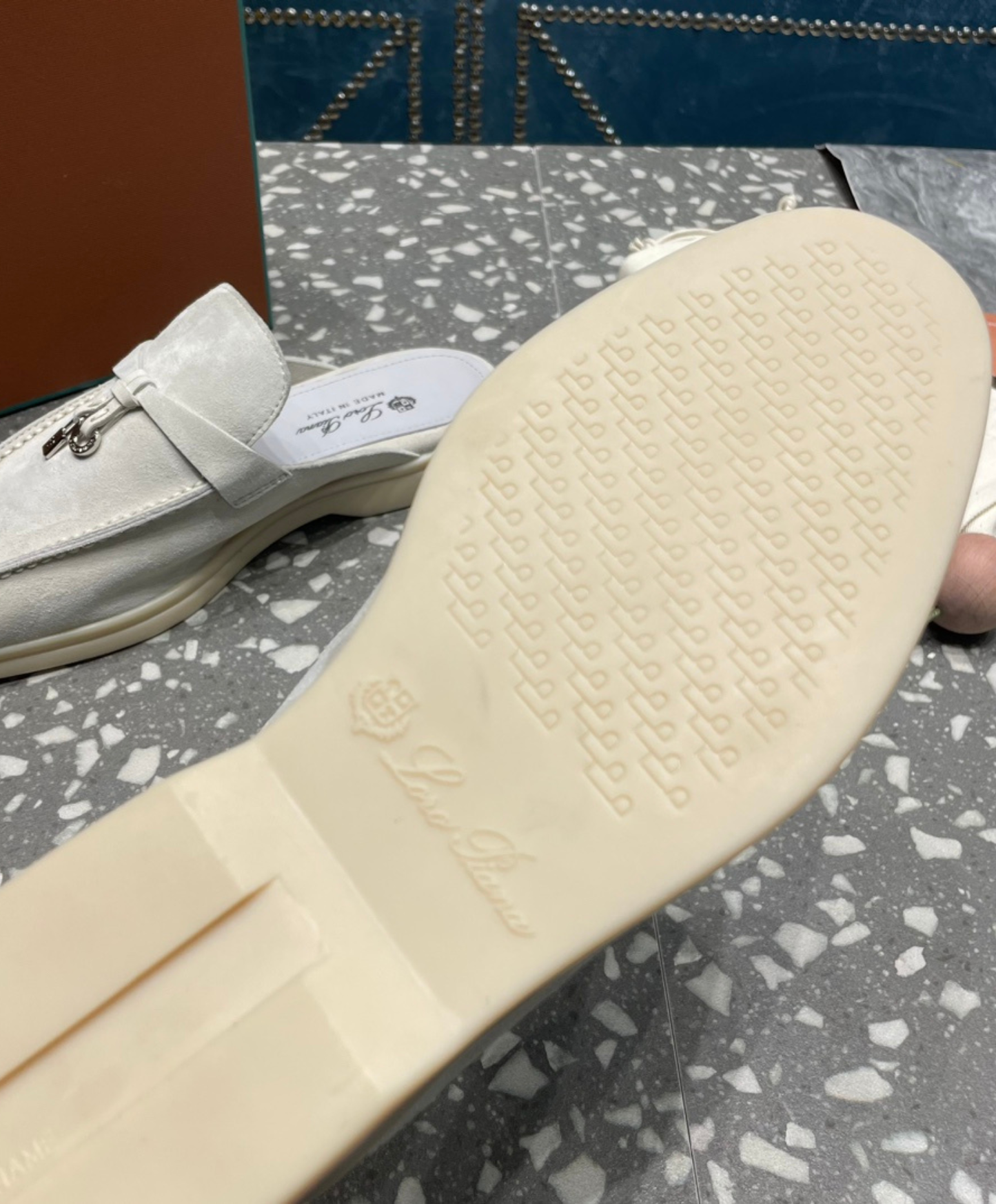 Babouche Charms Walk Mules