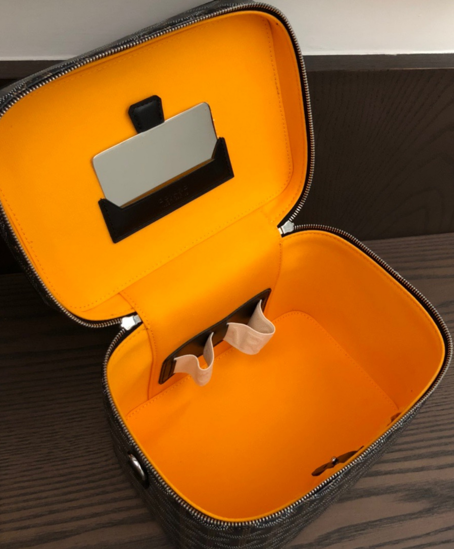 Muse Vanity Case
