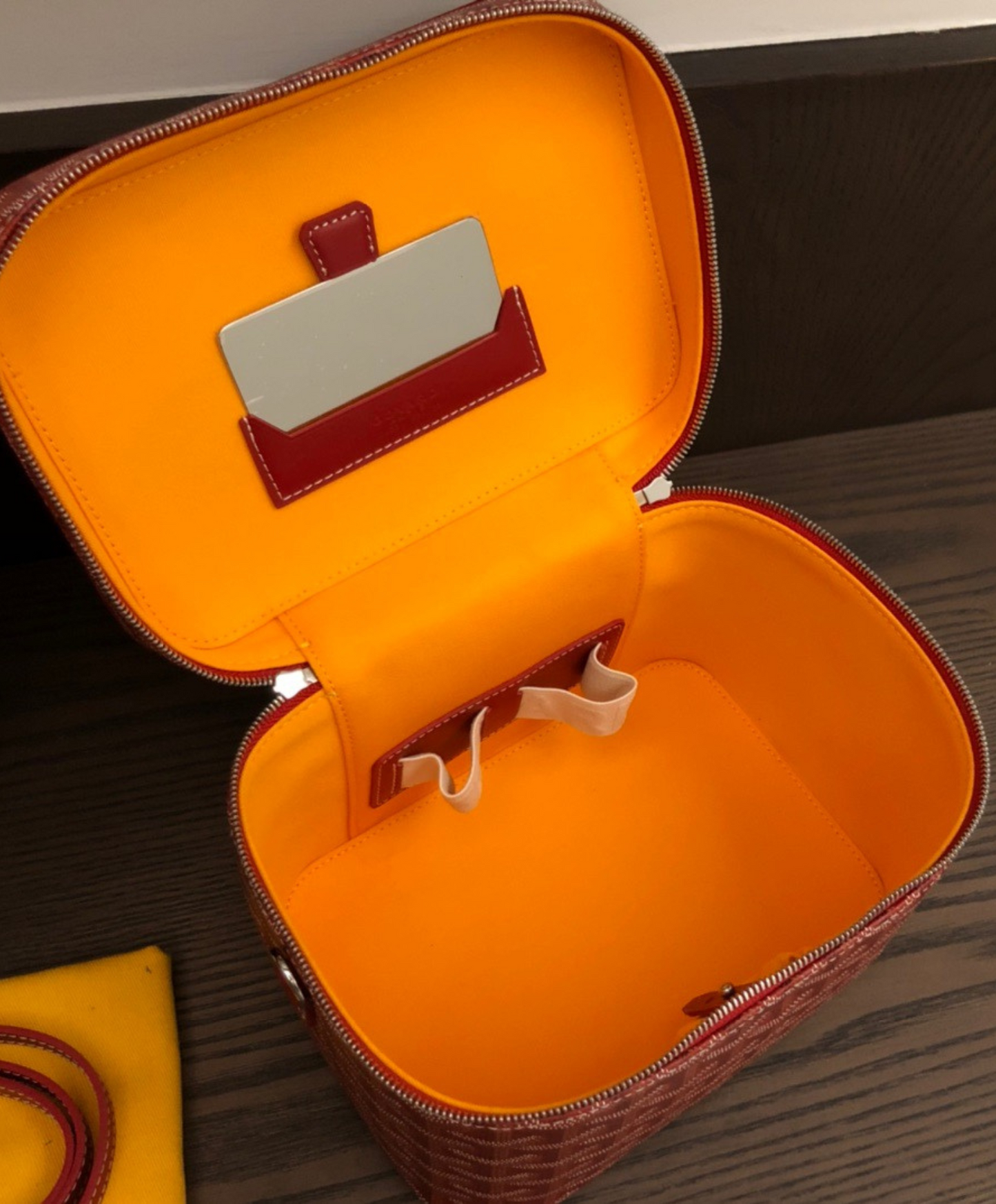 Muse Vanity Case