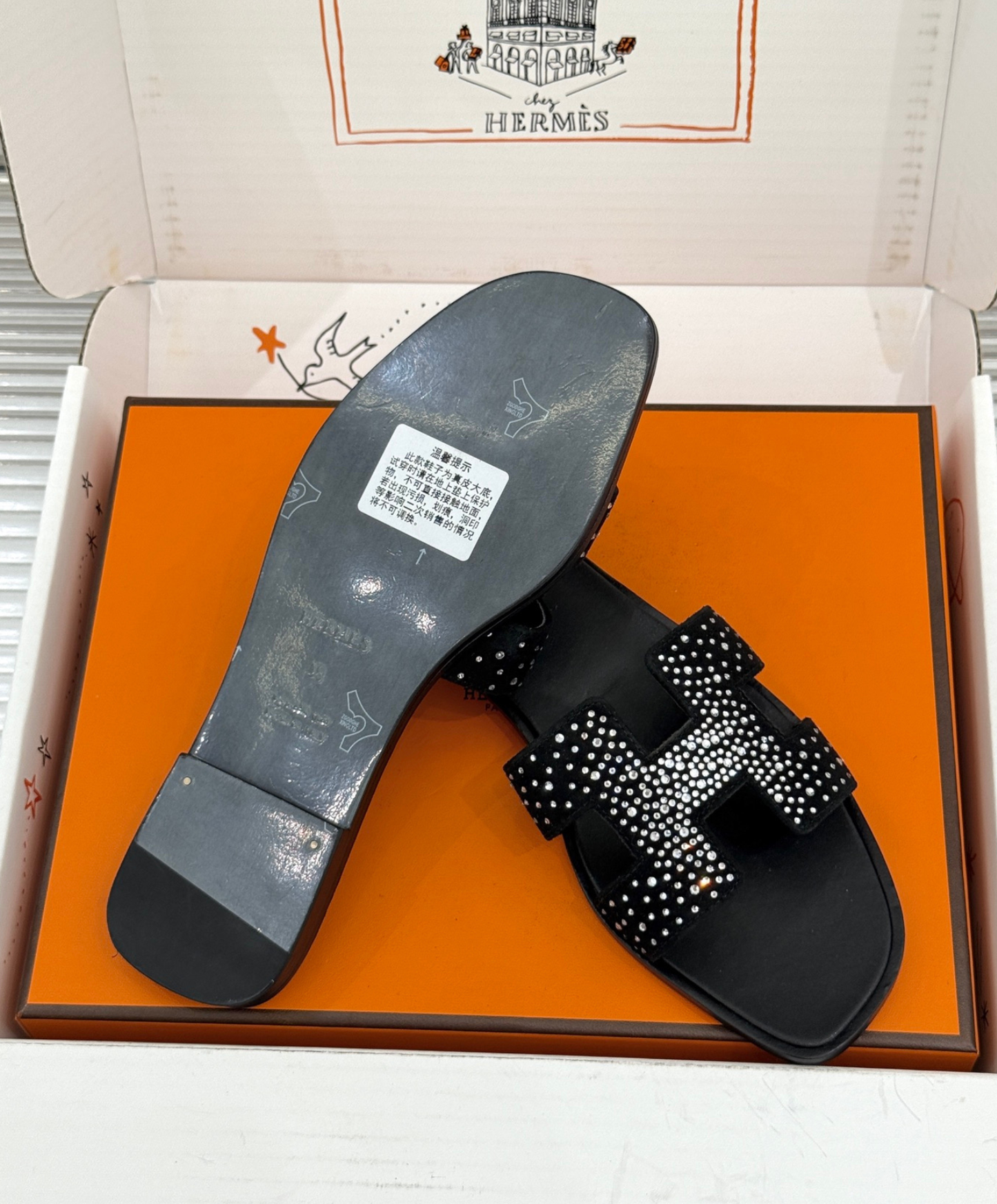 Oran sandal