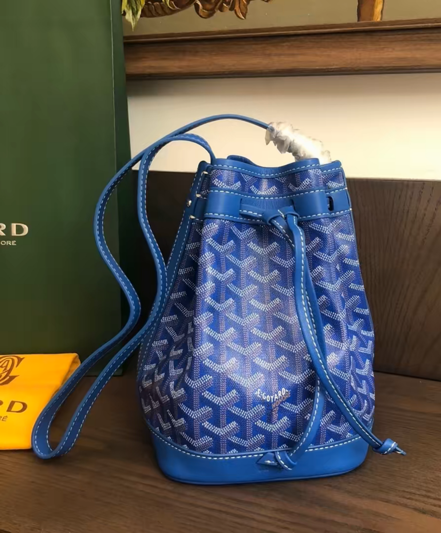 Petit Flot Bucket Bag