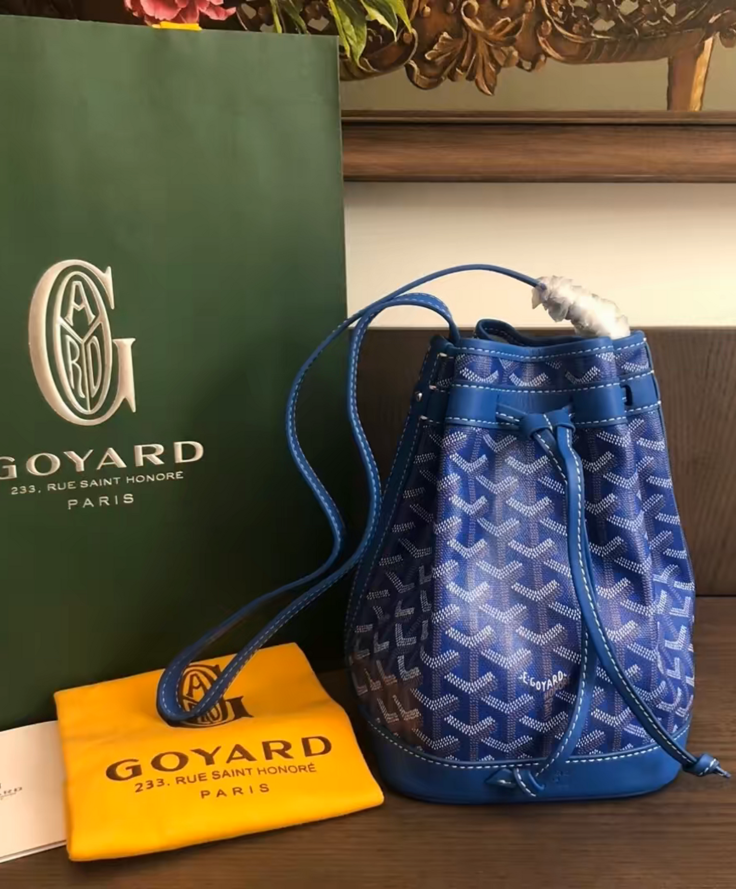 Petit Flot Bucket Bag