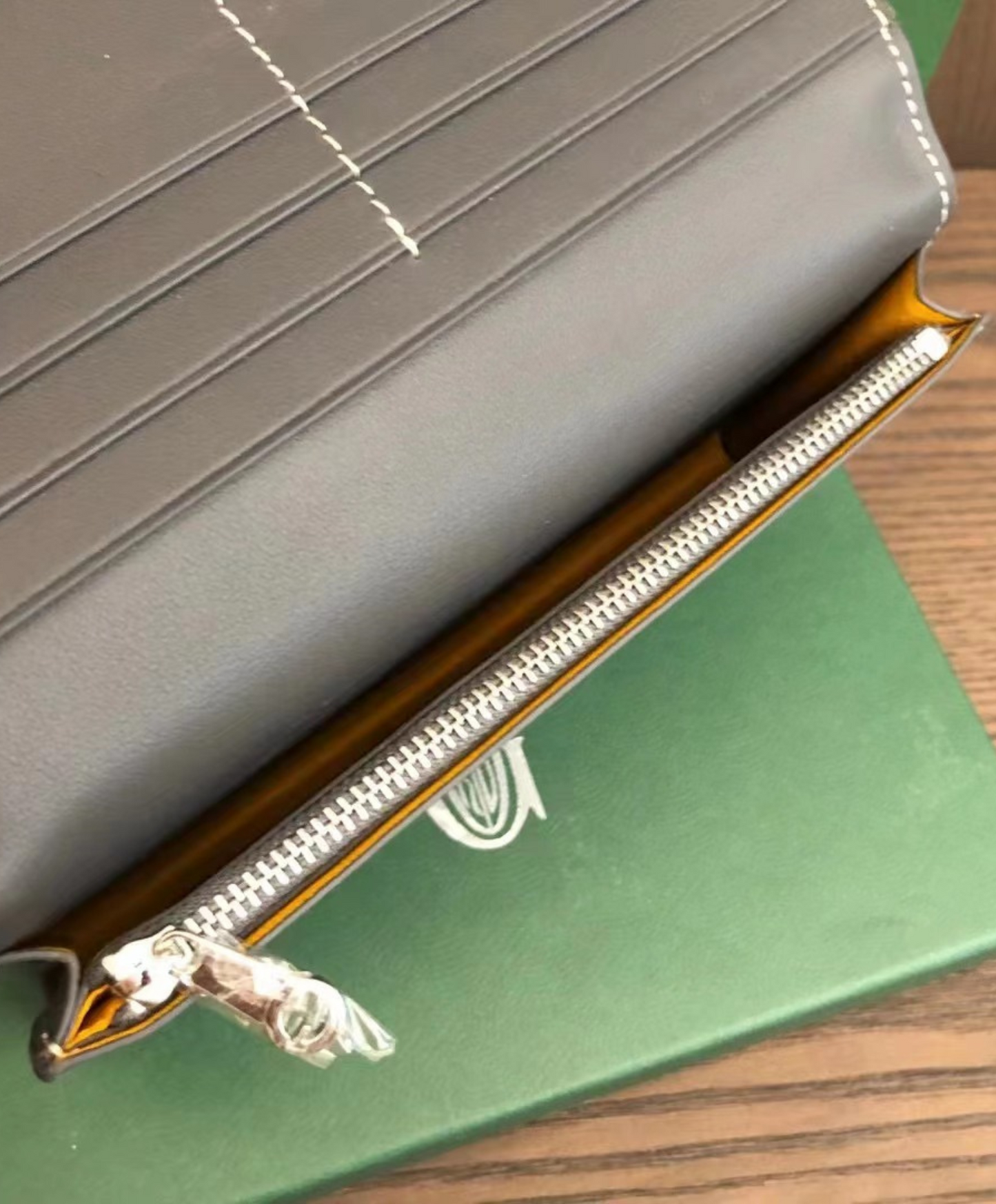 Richelieu Wallet