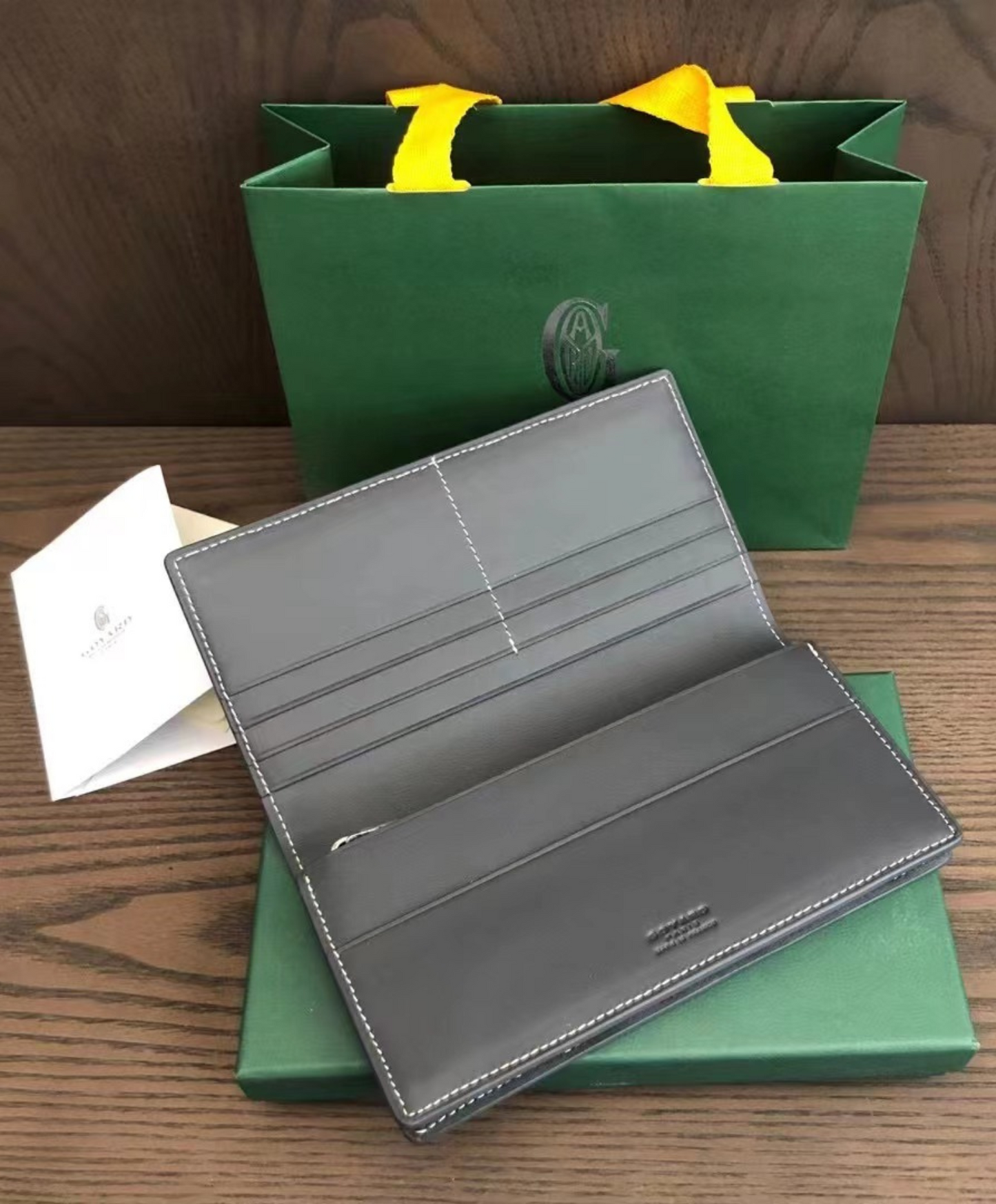 Richelieu Wallet