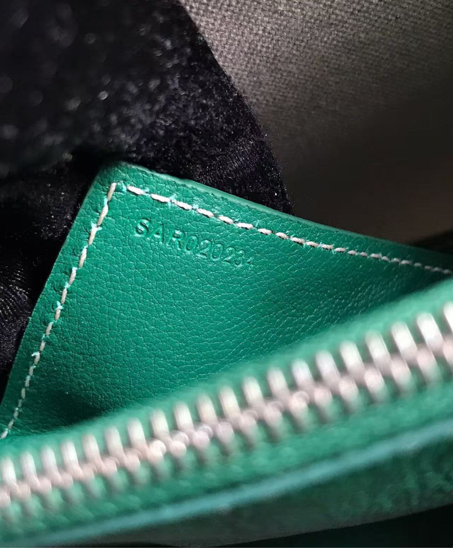 Rouette Structure PM Bag