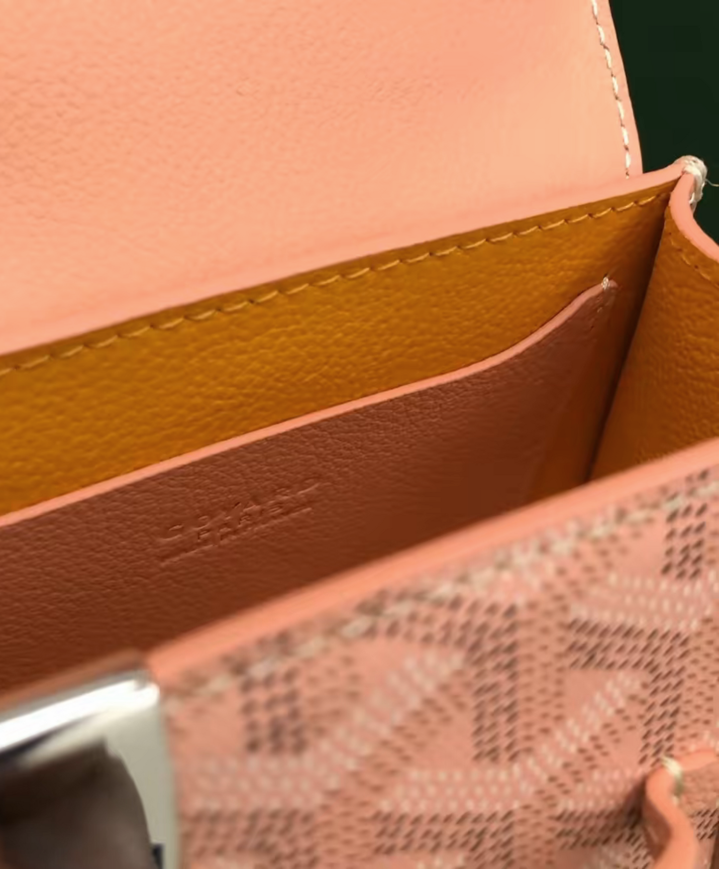 Saigon Structure Nano Bag