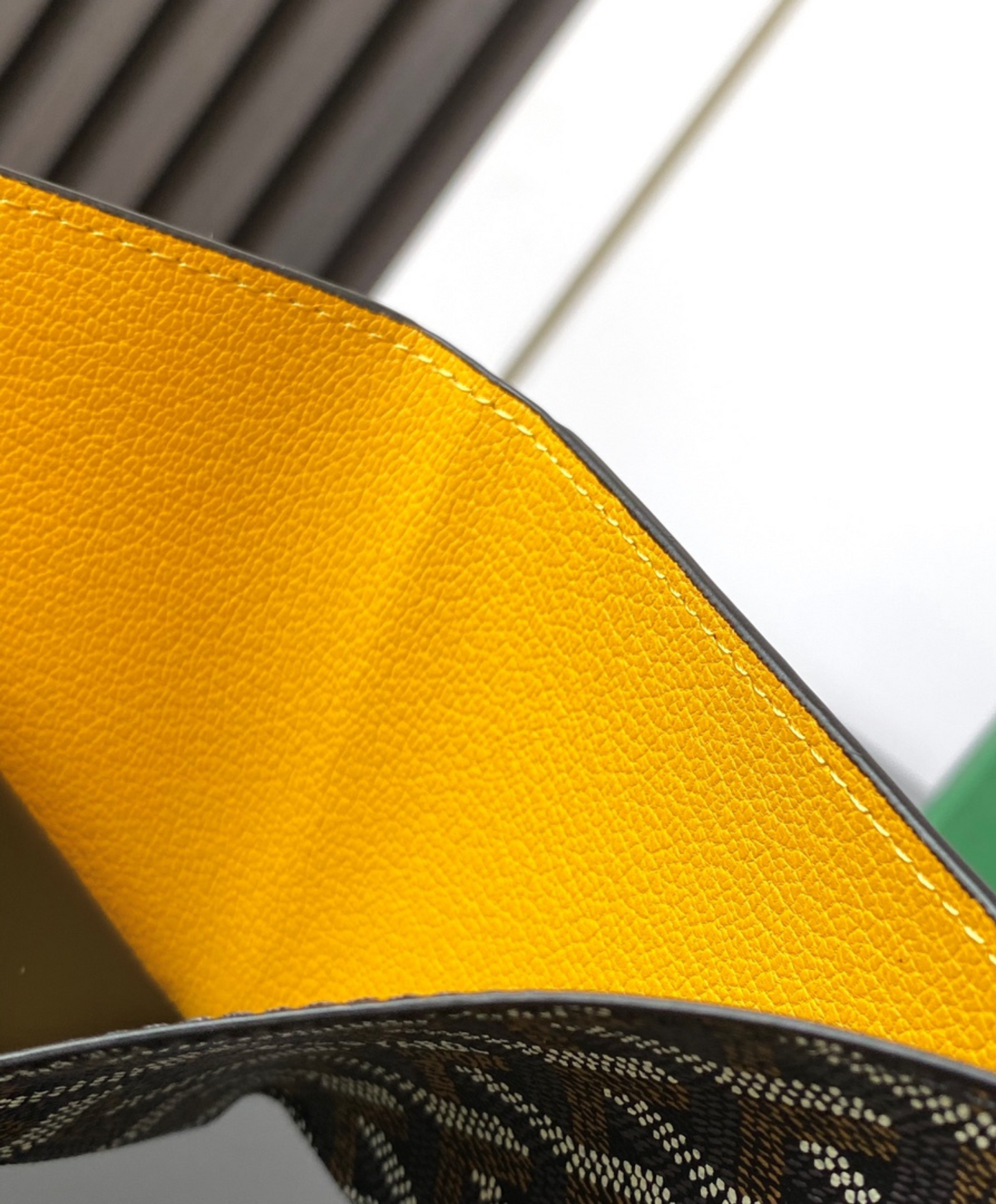 Saint-Florentin Wallet