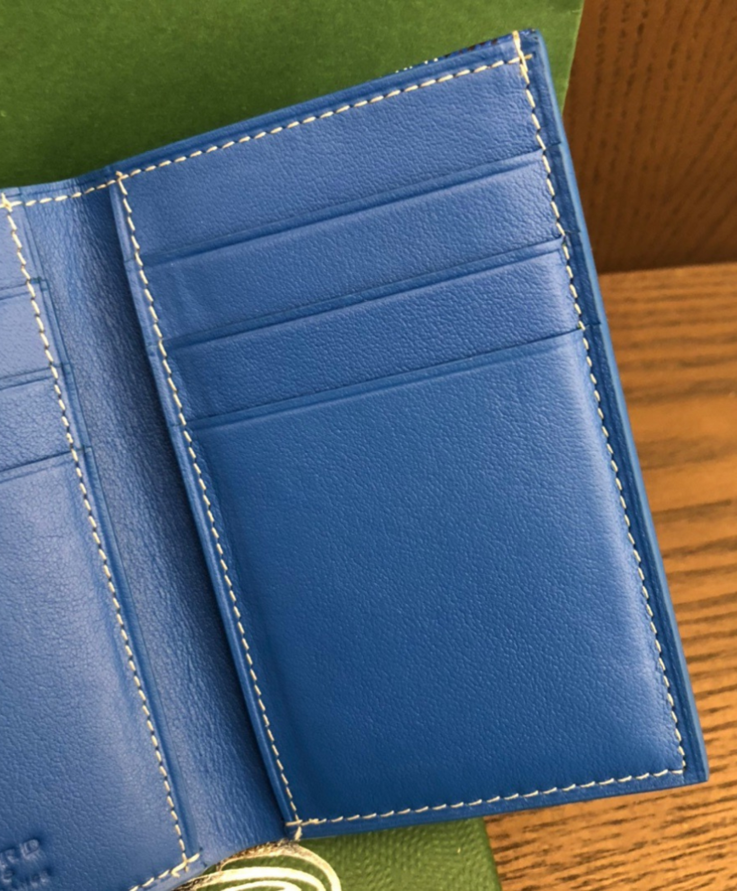 Saint-Pierre Card Wallet