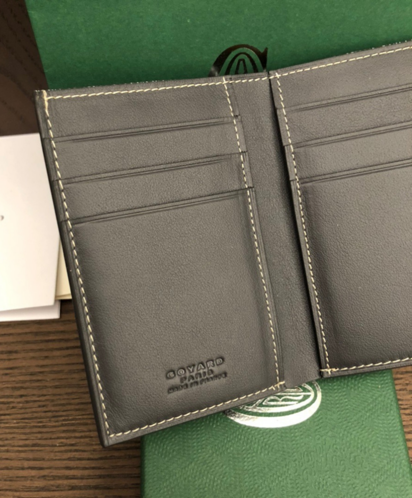 Saint-Pierre Card Wallet