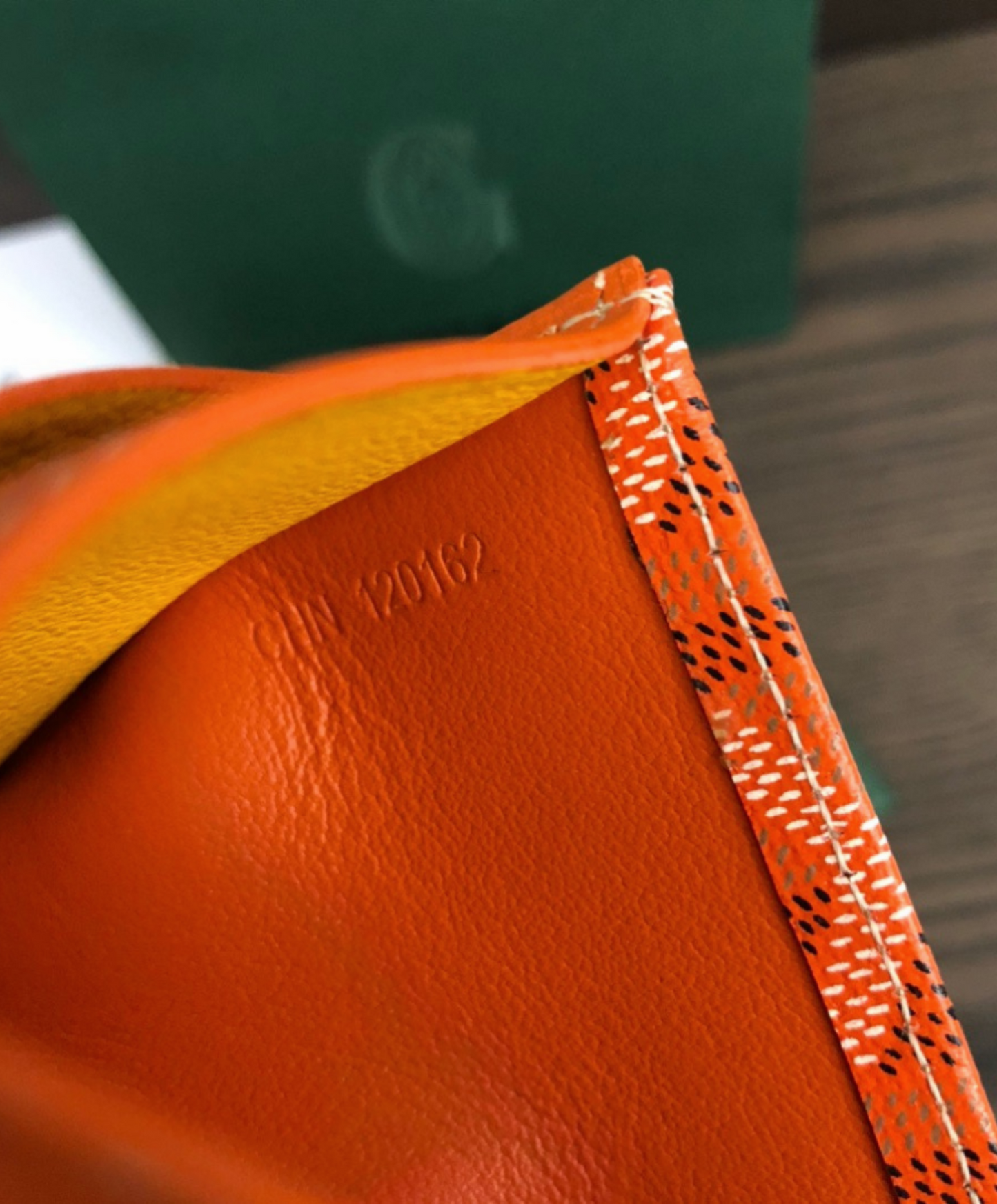 Saint-Pierre Card Wallet