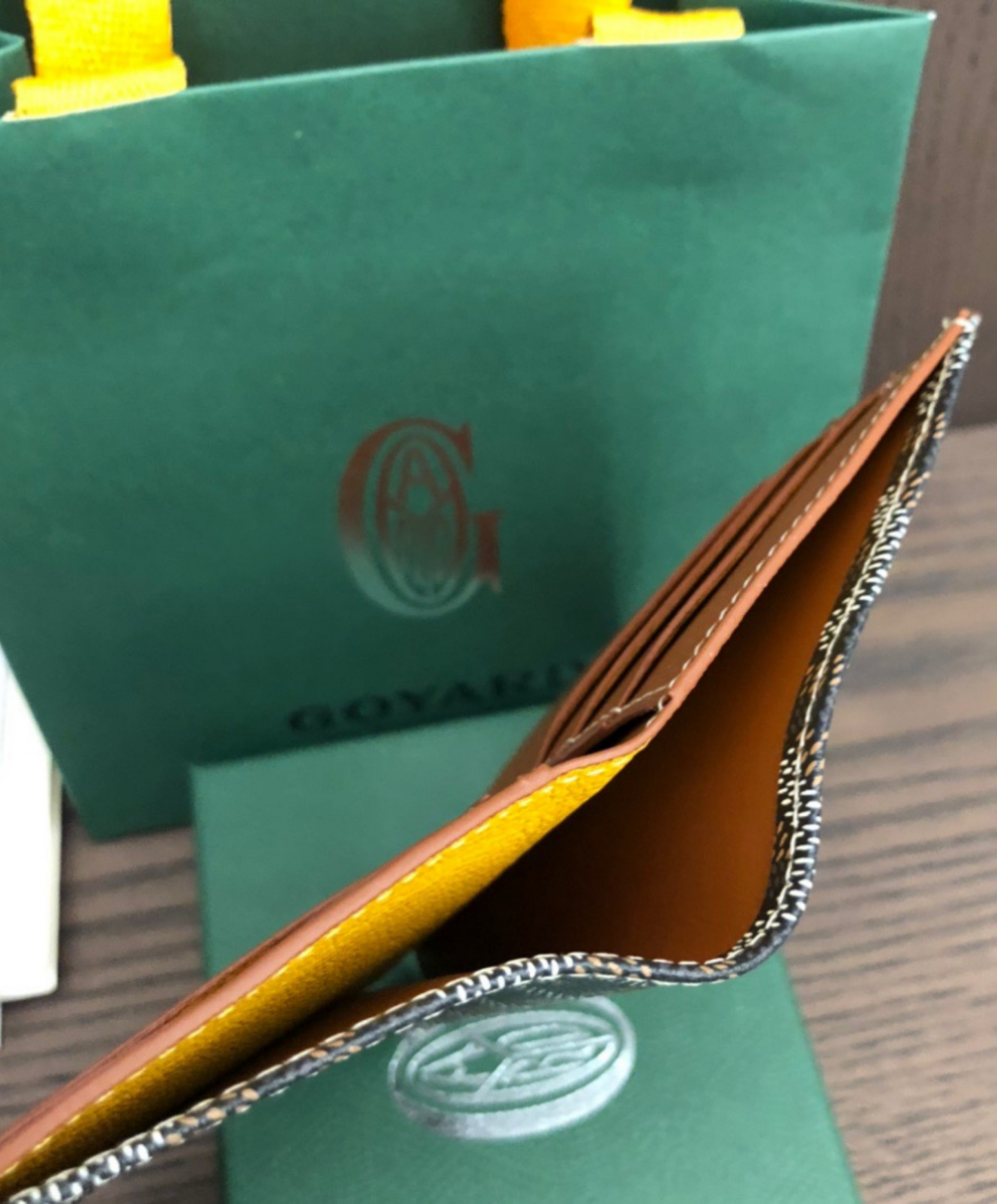 Saint-Pierre Card Wallet