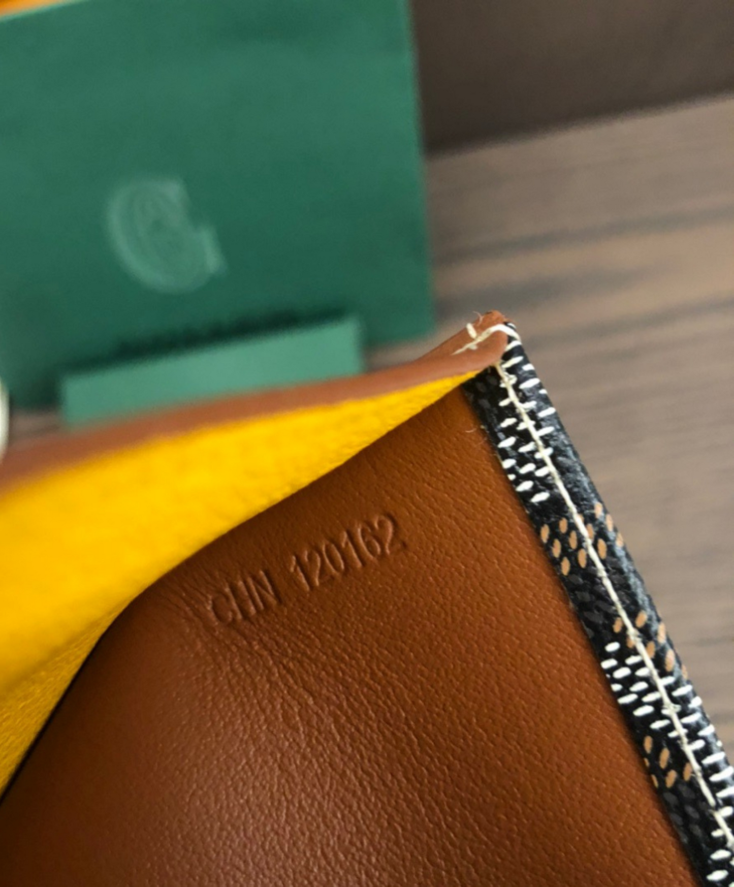 Saint-Pierre Card Wallet