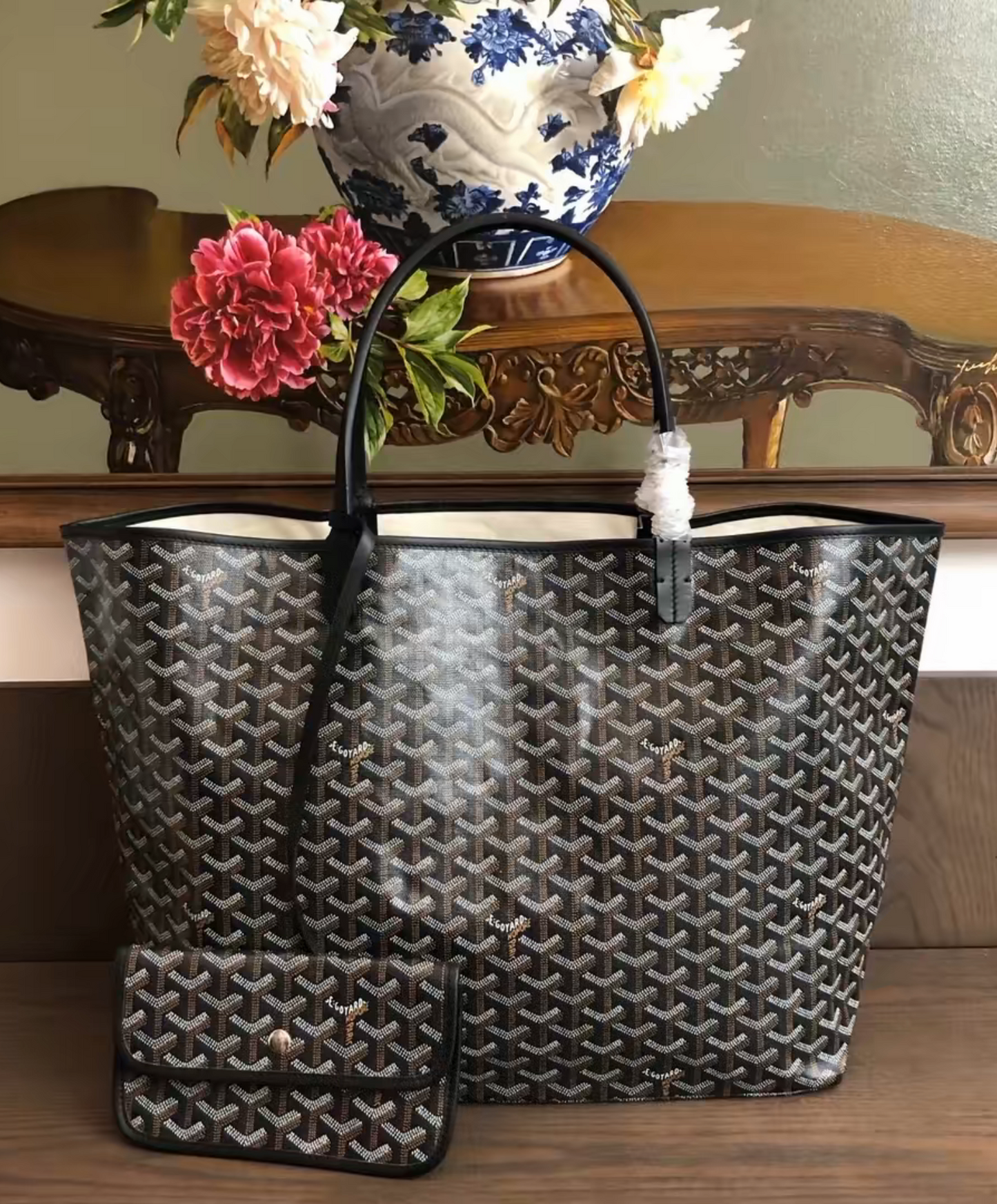 Saint Louis GM Bag