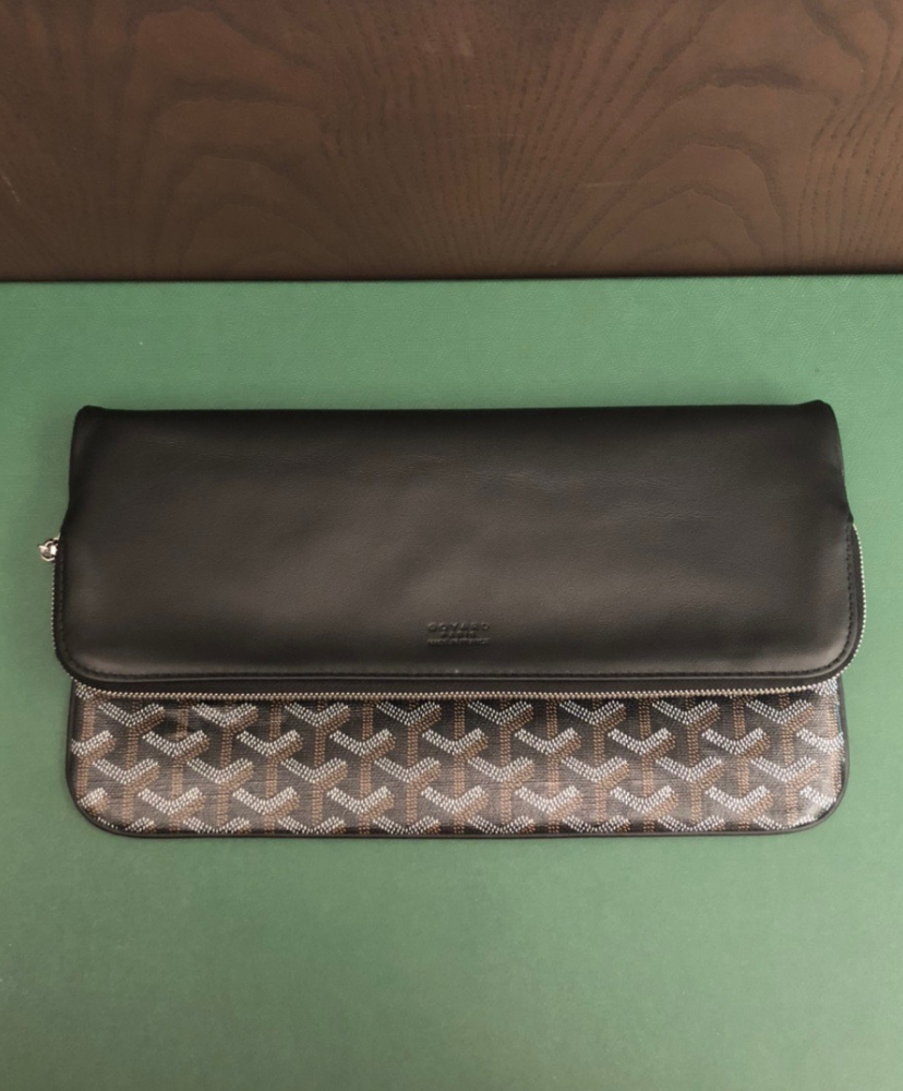 Sainte-Marie MM Clutch