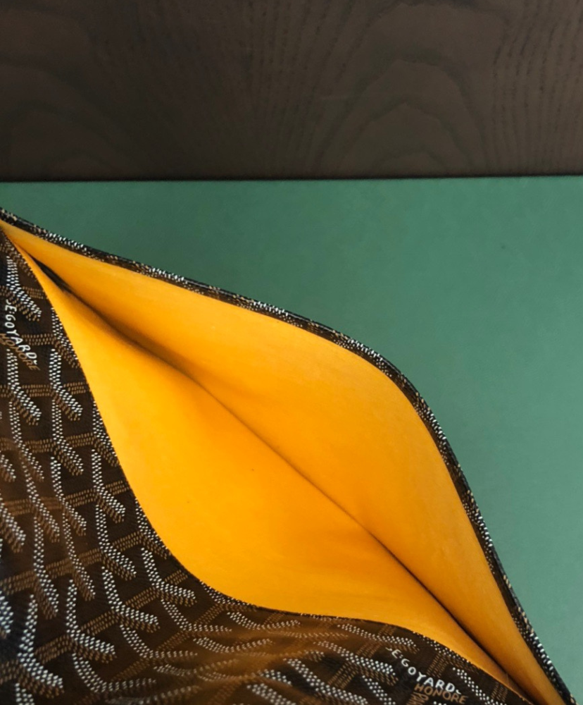 Sainte-Marie MM Clutch