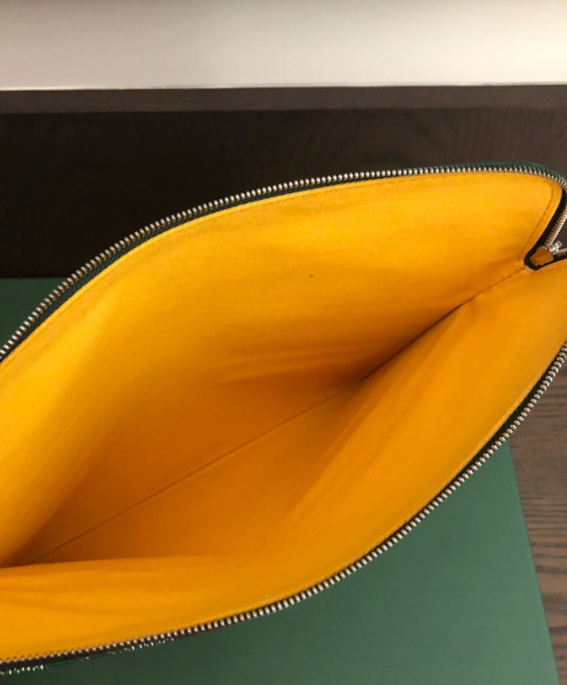 Sainte-Marie MM Clutch