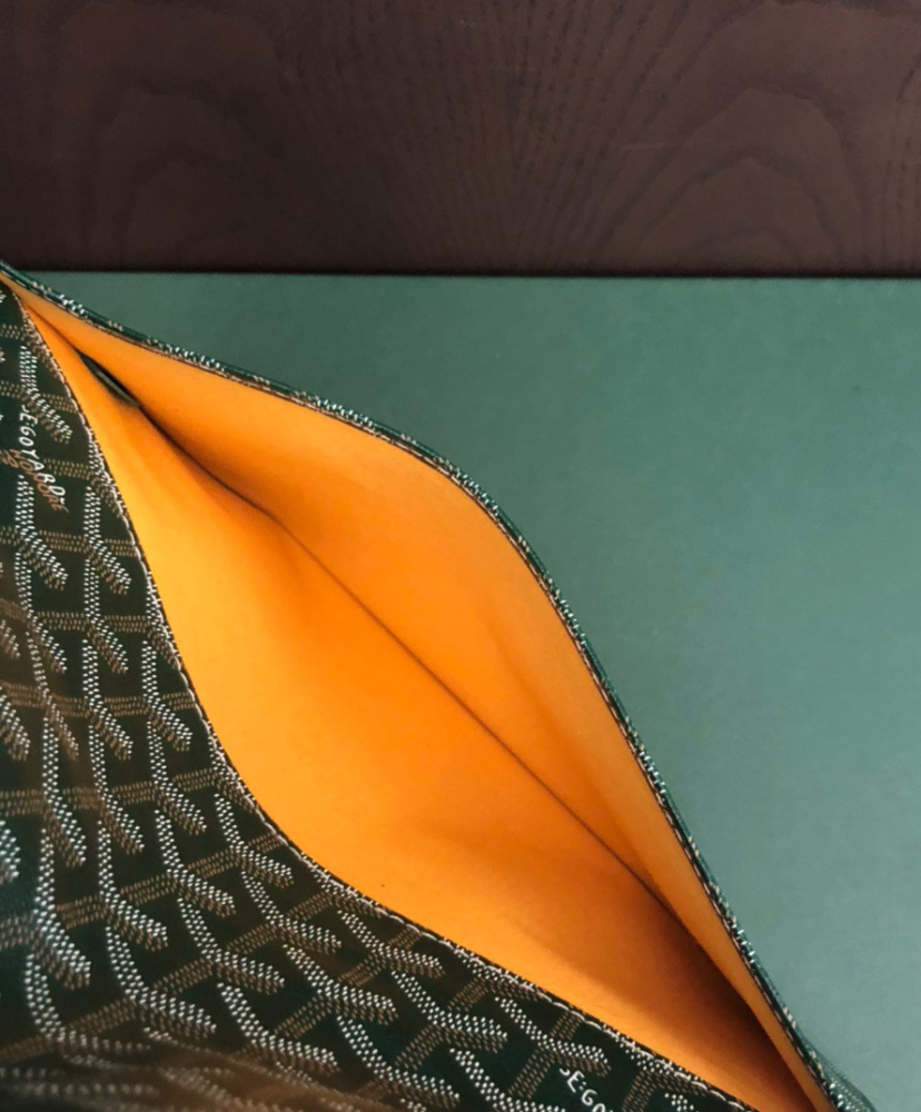 Sainte-Marie MM Clutch