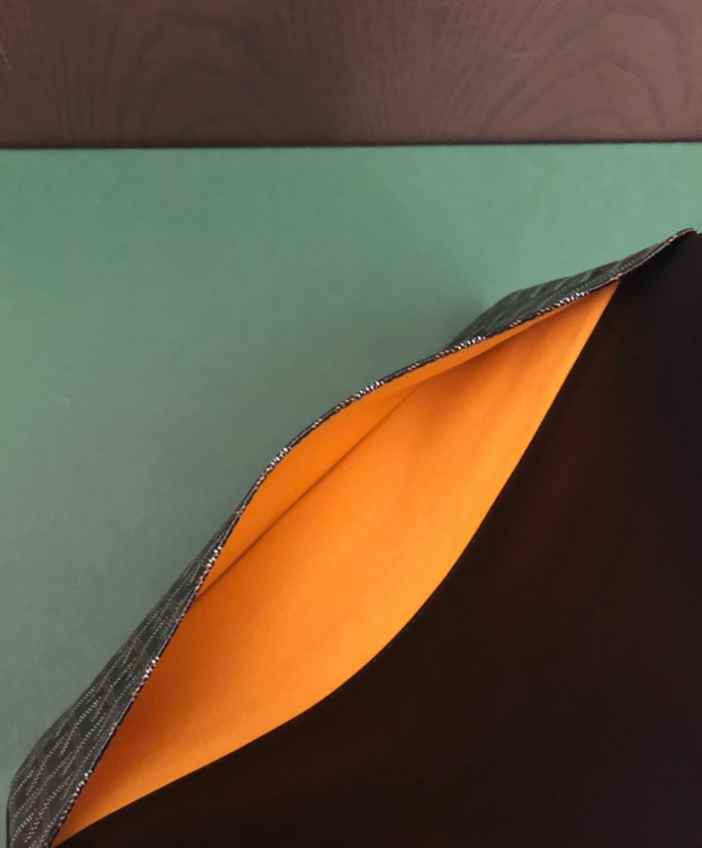 Sainte-Marie MM Clutch