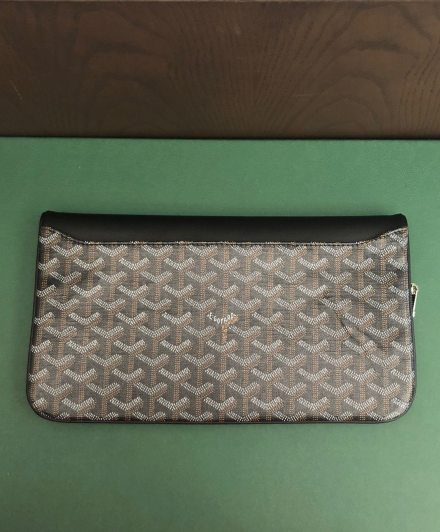 Sainte-Marie MM Clutch