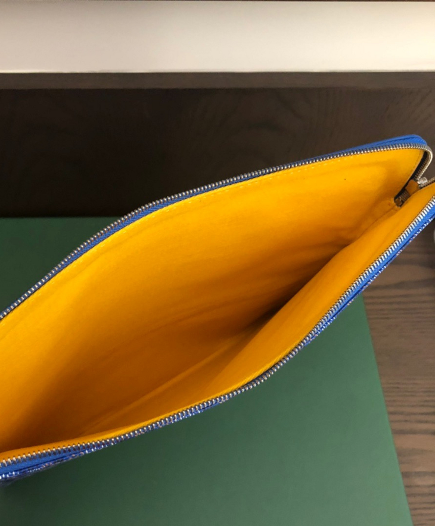 Sainte-Marie MM Clutch