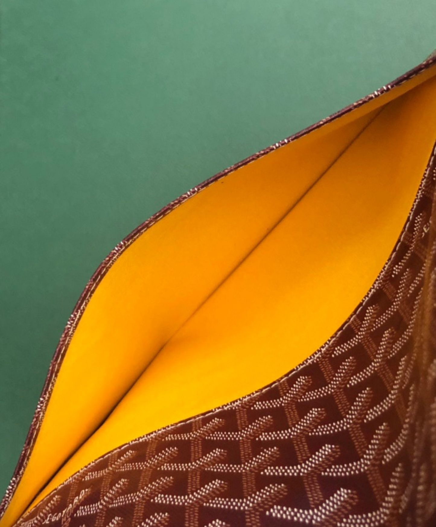 Sainte-Marie MM Clutch