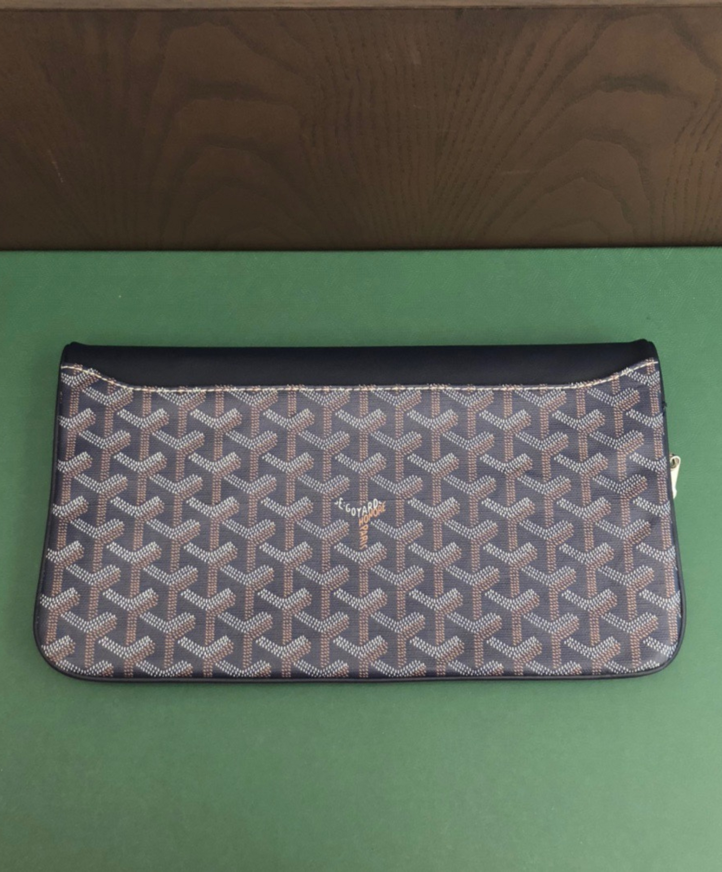 Sainte-Marie MM Clutch