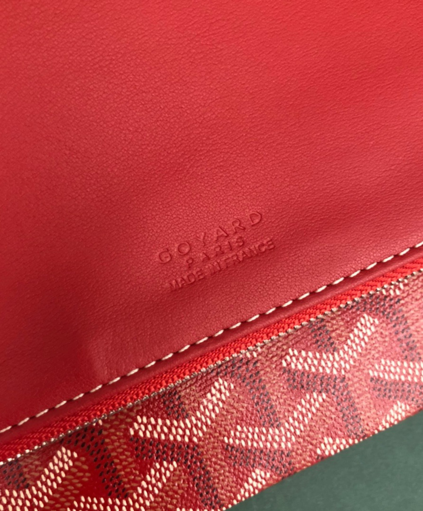 Sainte-Marie MM Clutch