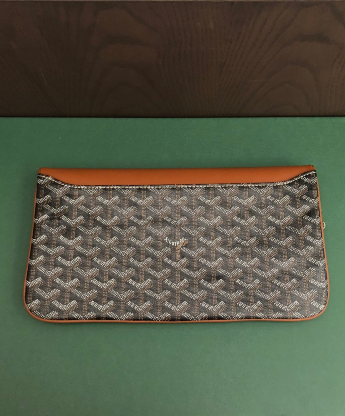 Sainte-Marie MM Clutch