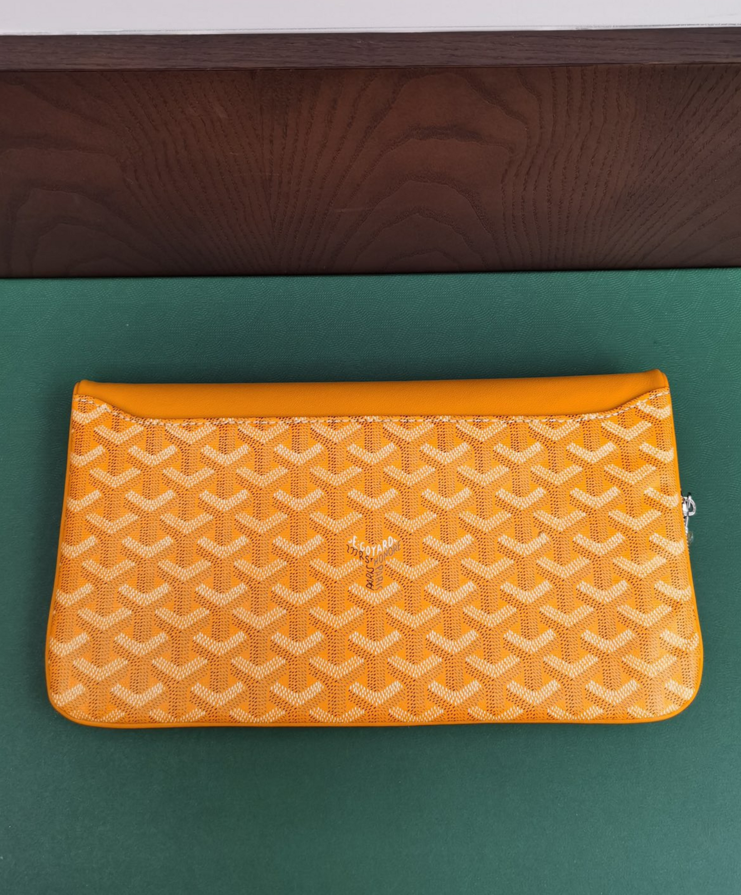 Sainte-Marie MM Clutch