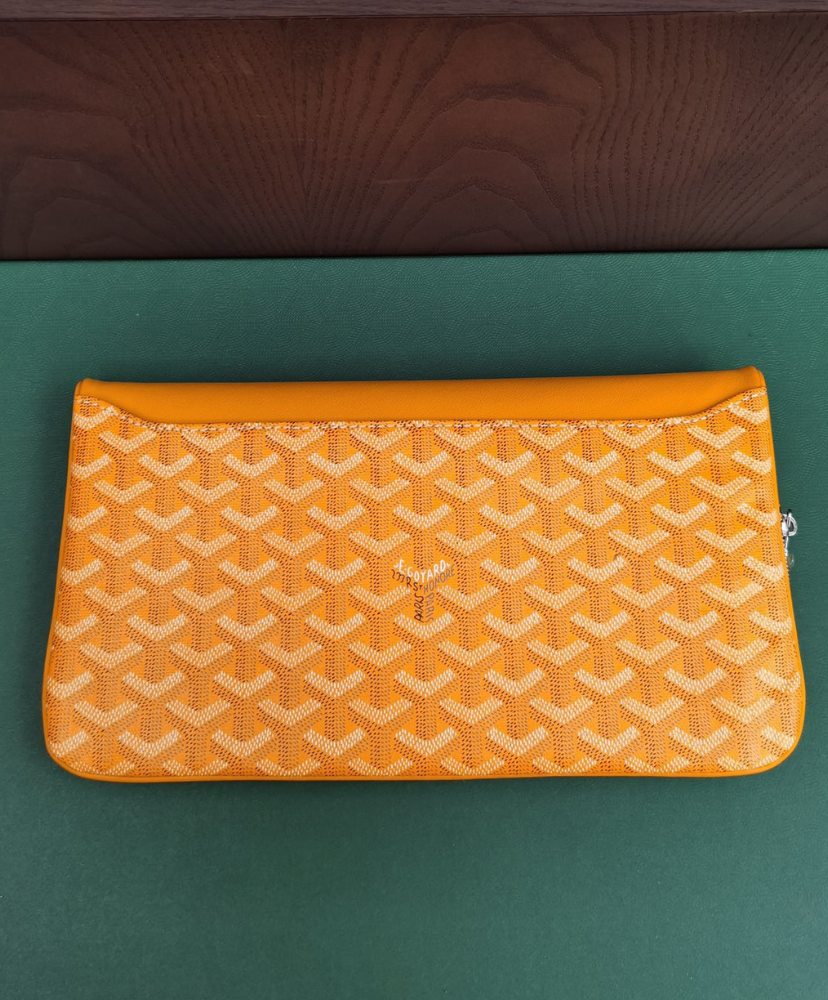 Sainte-Marie MM Clutch