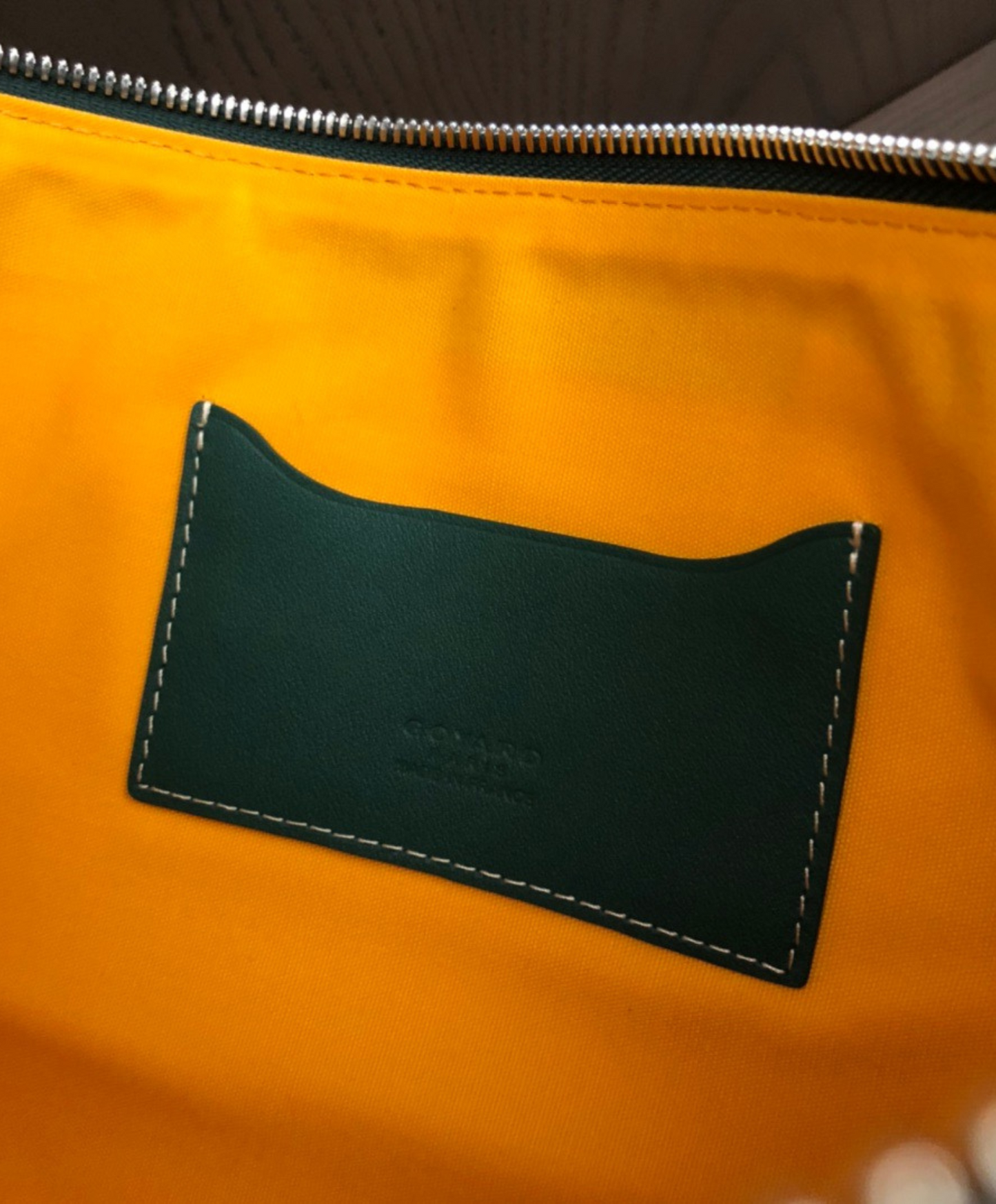 Senat GM Pouch