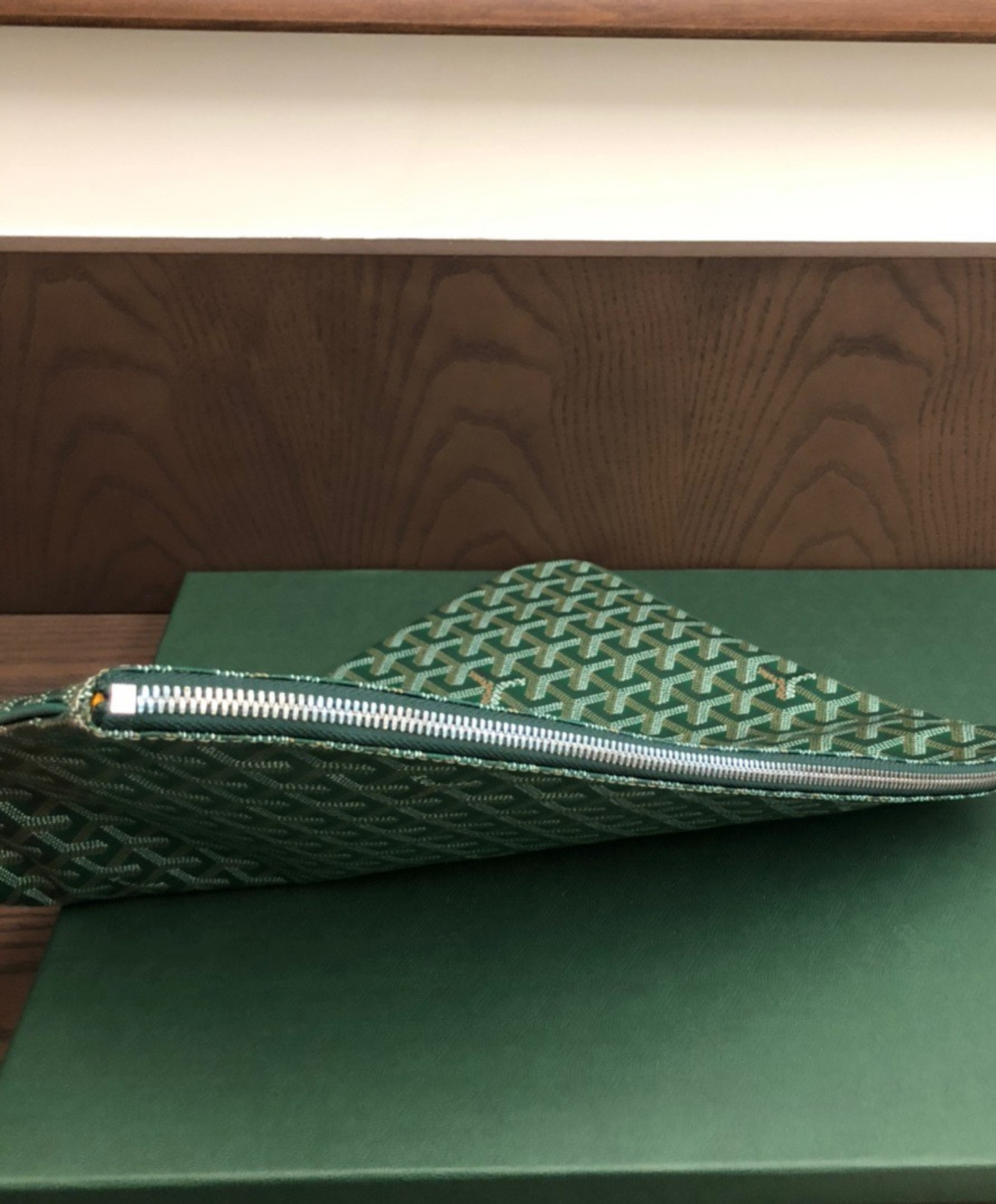 Senat GM Pouch