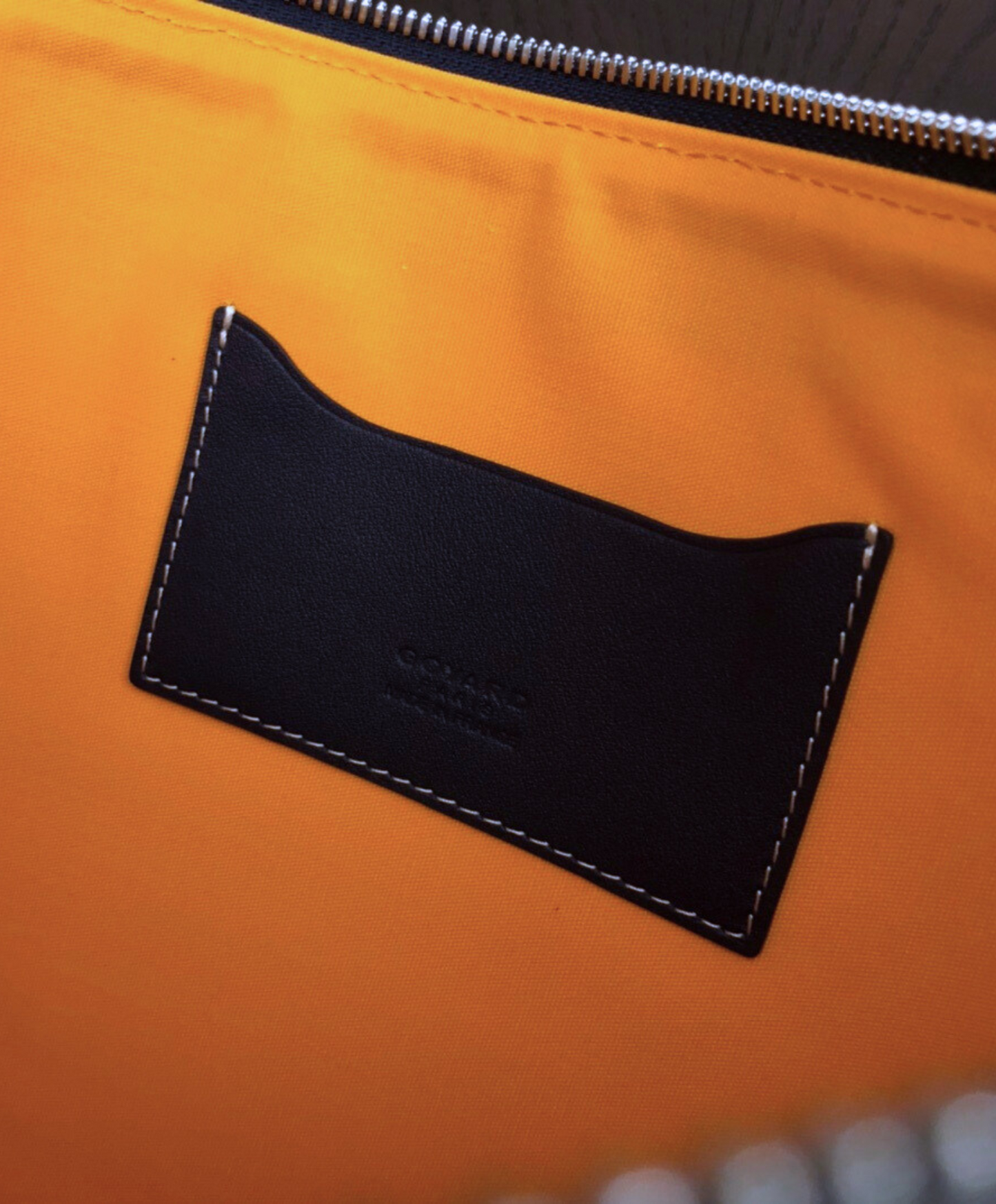 Senat GM Pouch