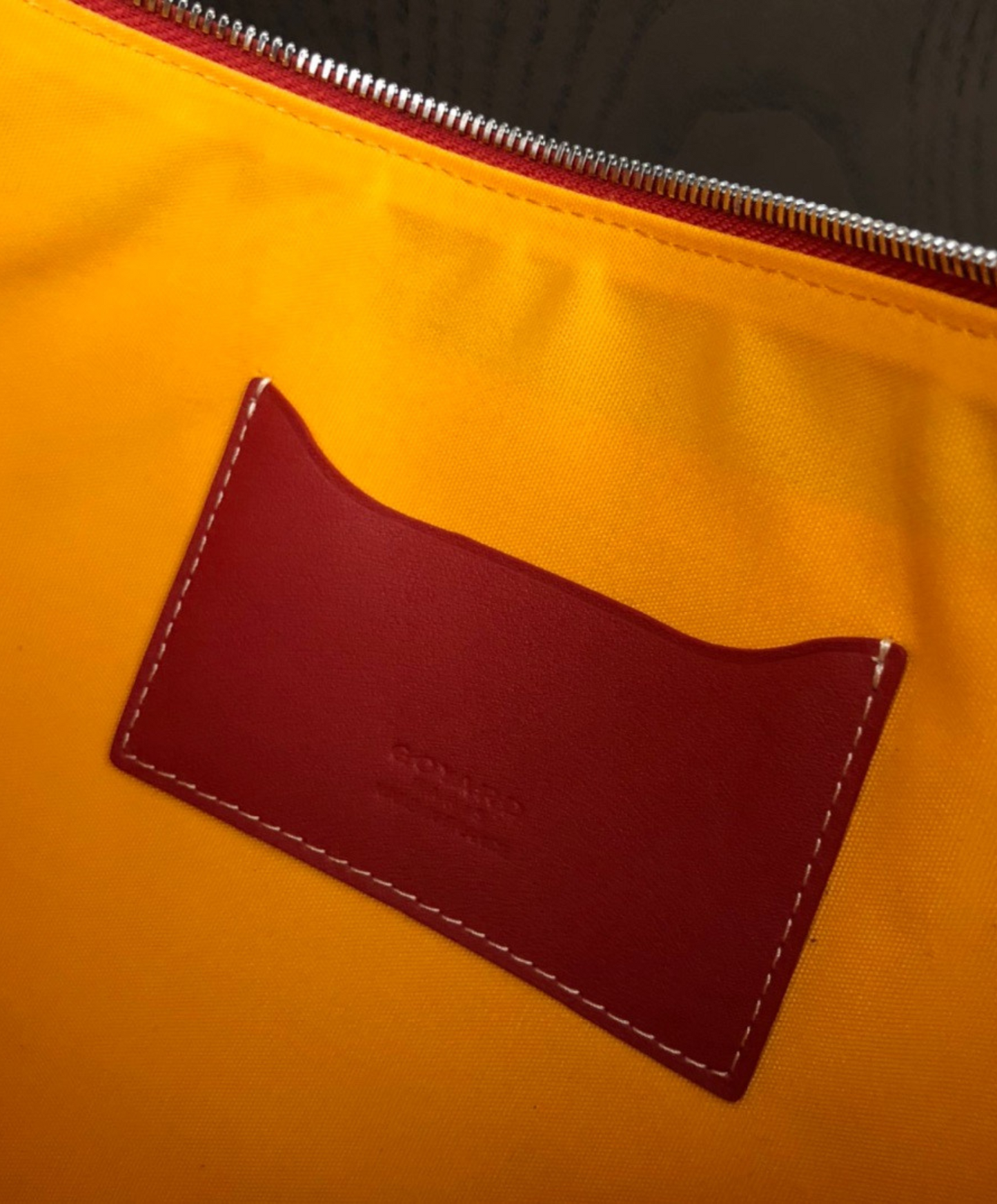 Senat GM Pouch