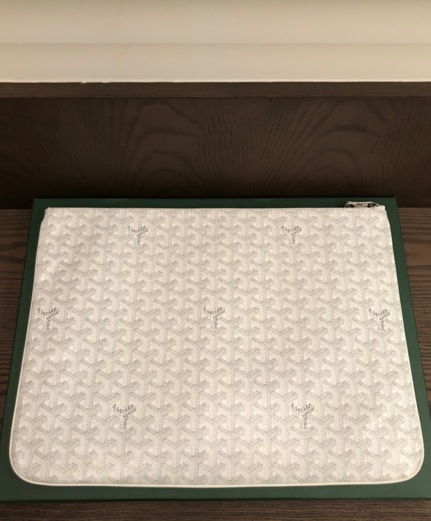 Senat GM Pouch