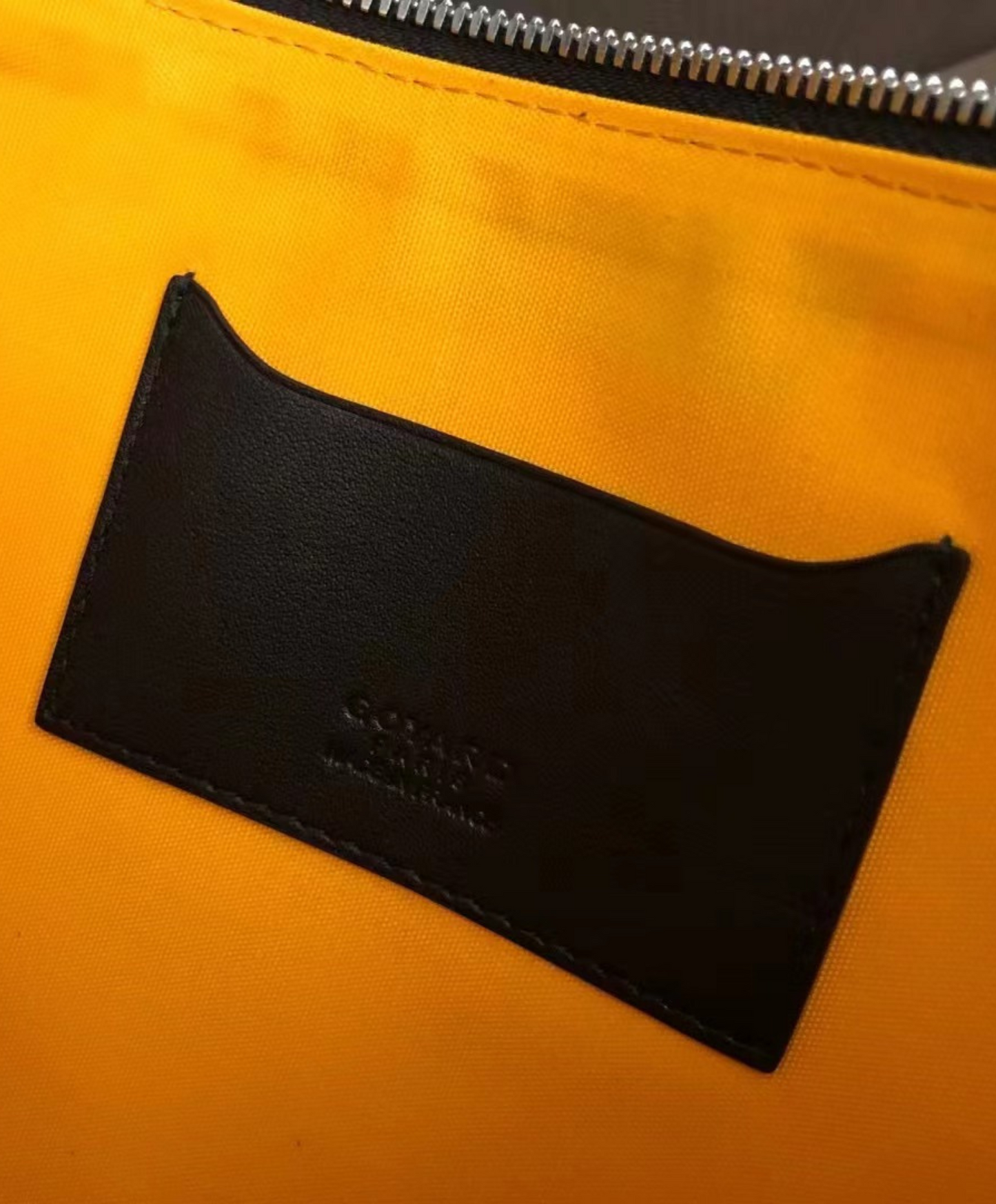Senat MGM Pouch