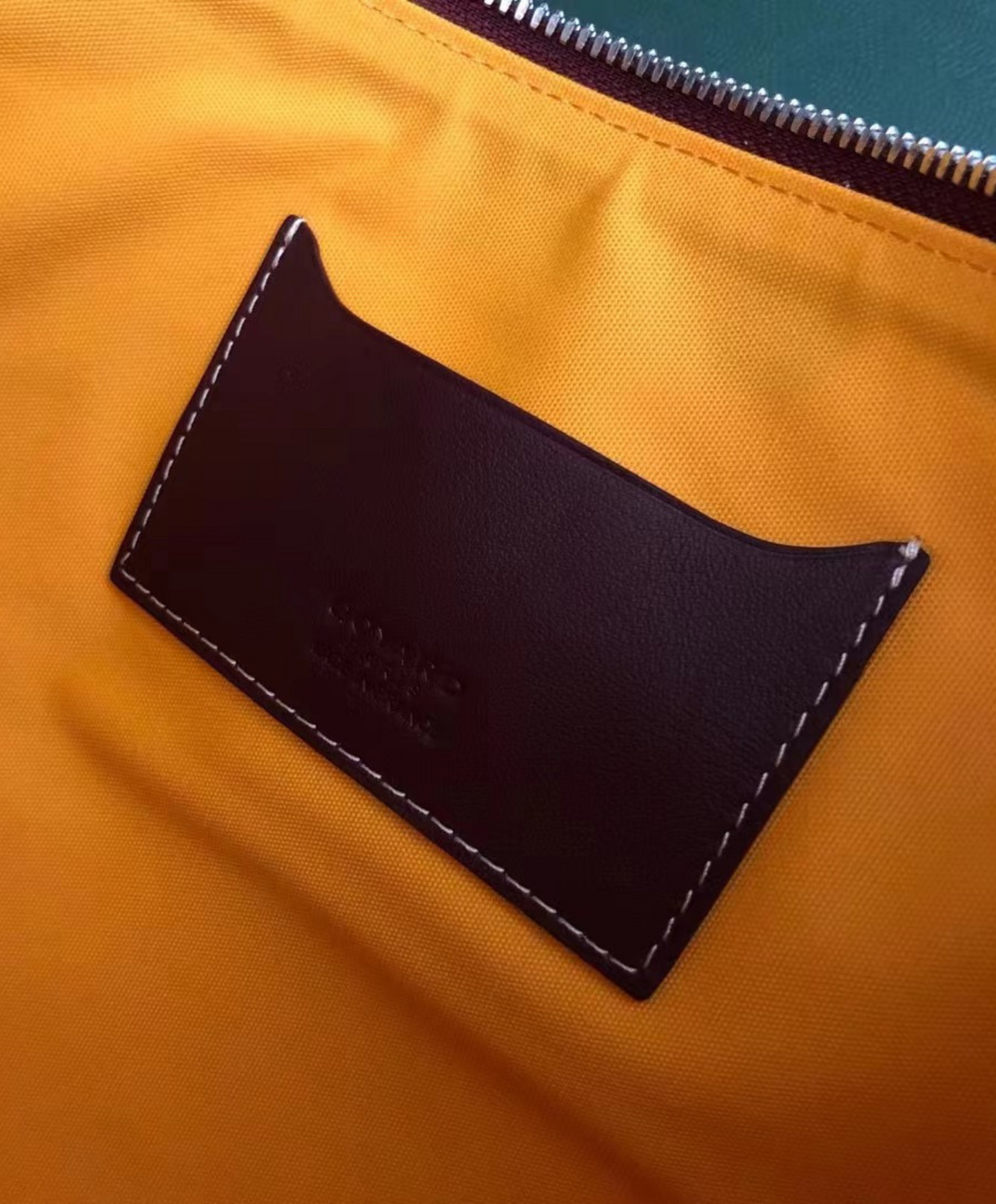 Senat MGM Pouch