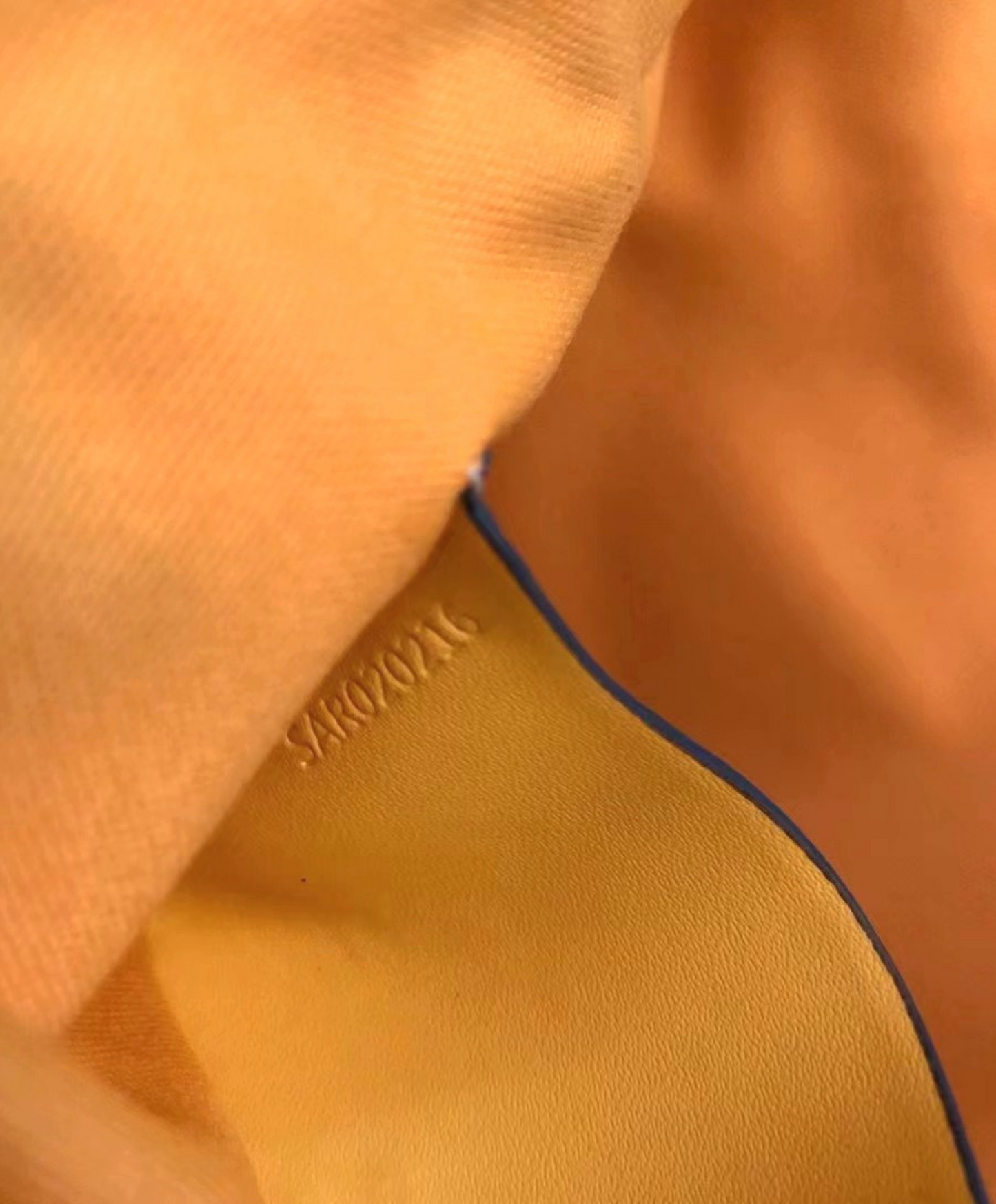 Senat MGM Pouch