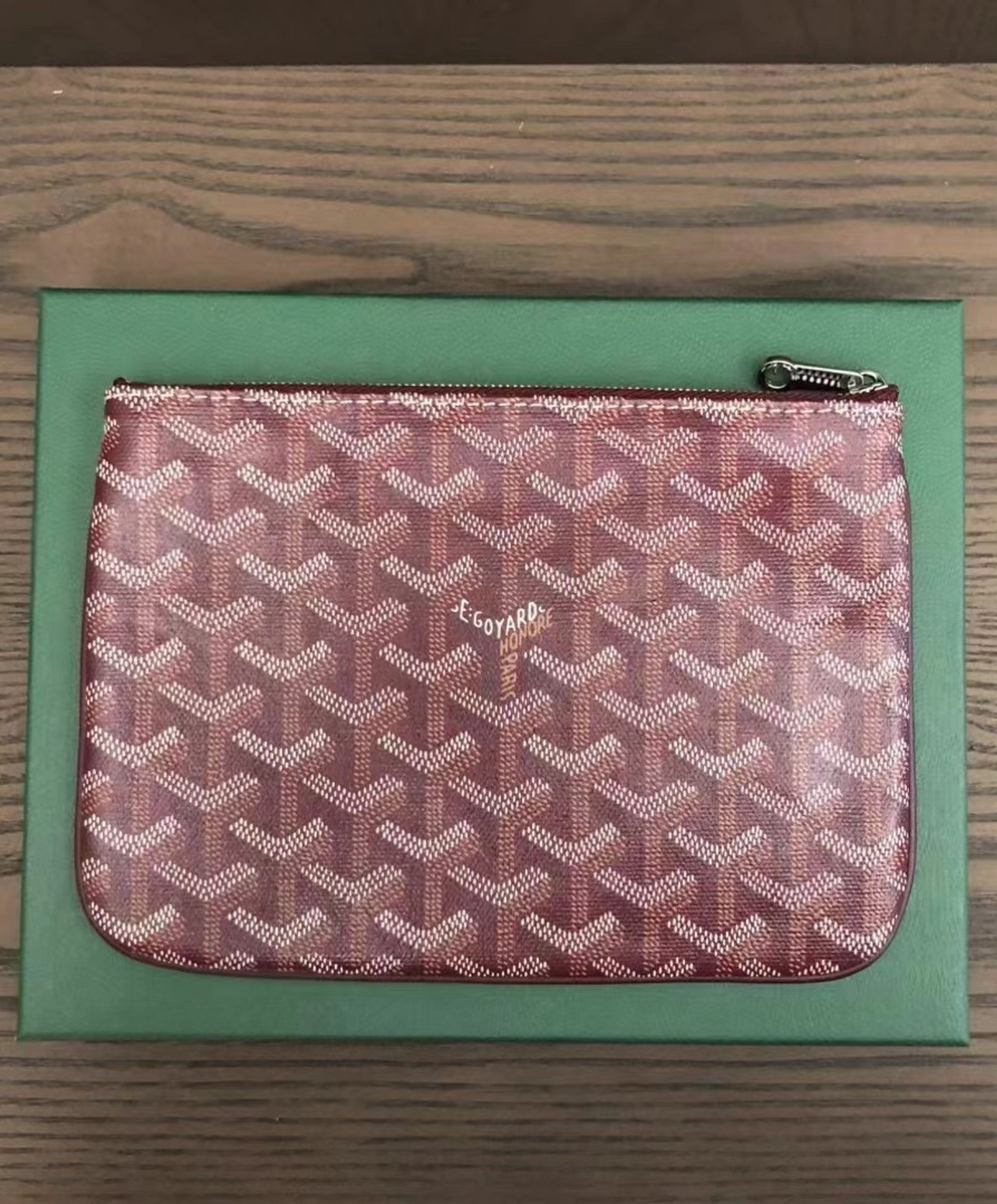 Senat PM Pouch