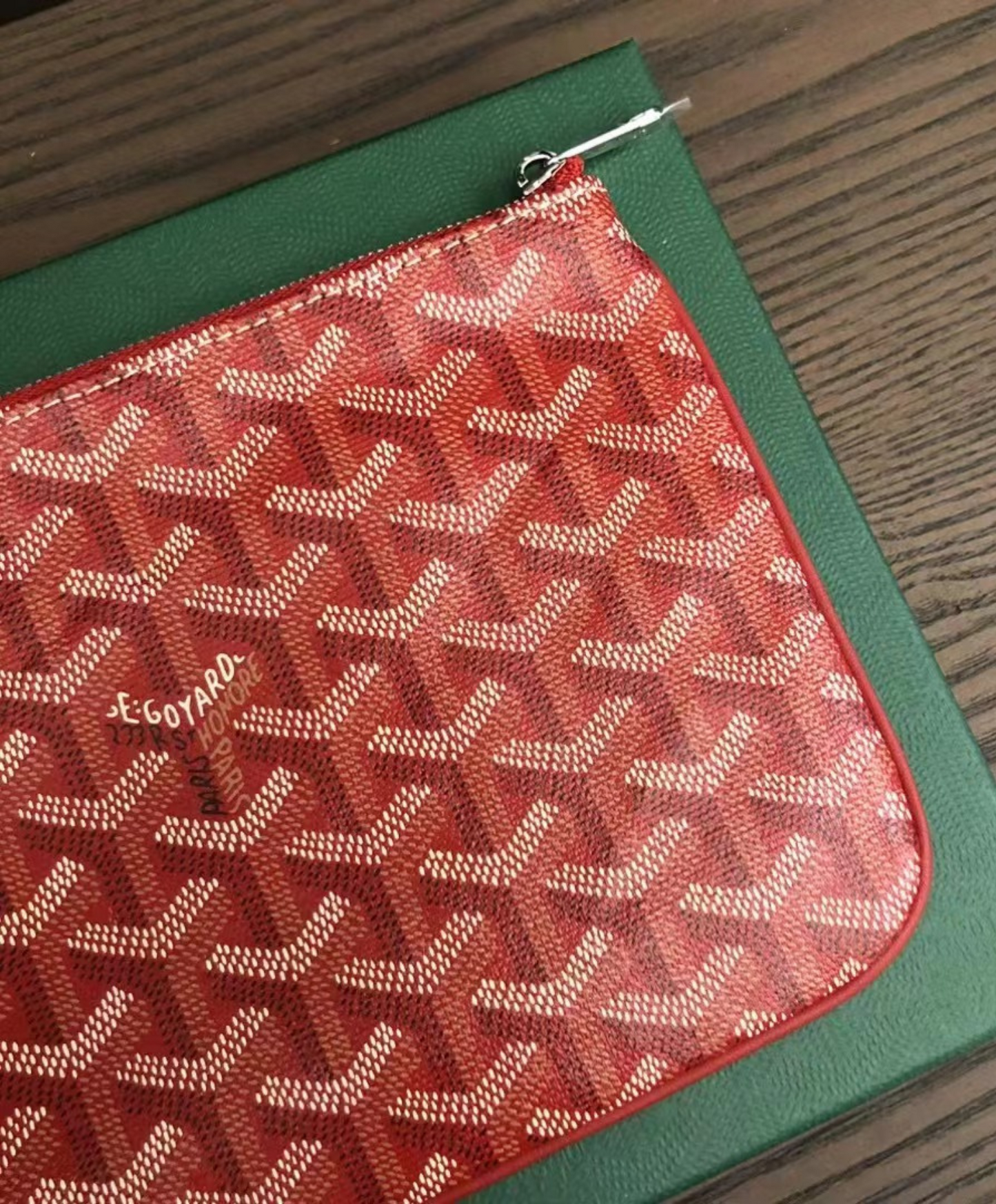 Senat PM Pouch