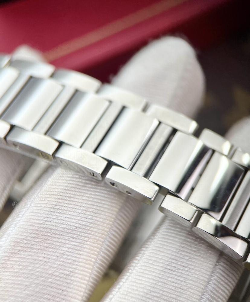 Tank Must De Cartier Watch 33