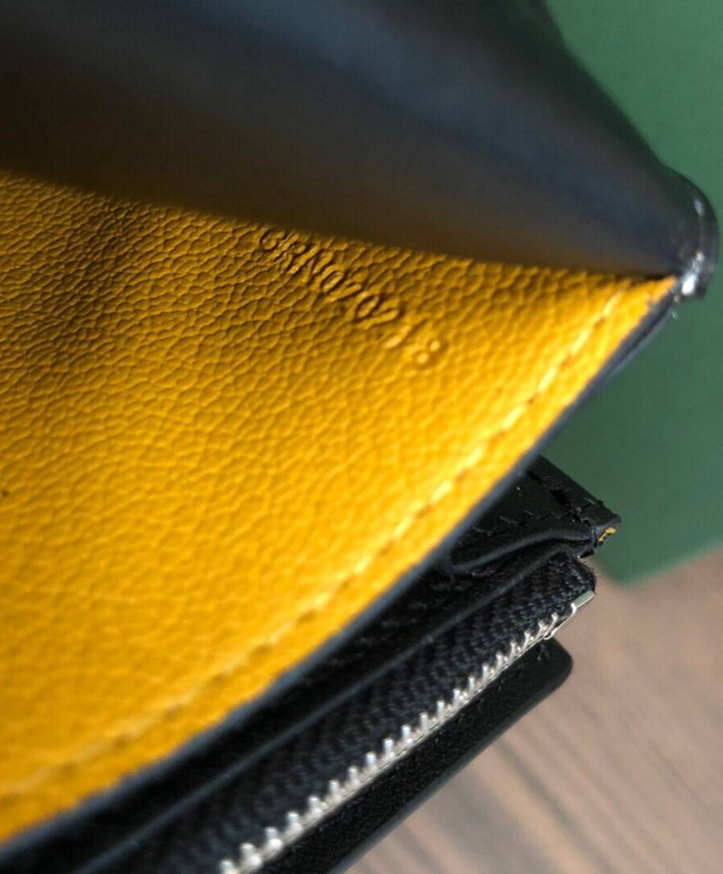 Varenne Continental Wallet