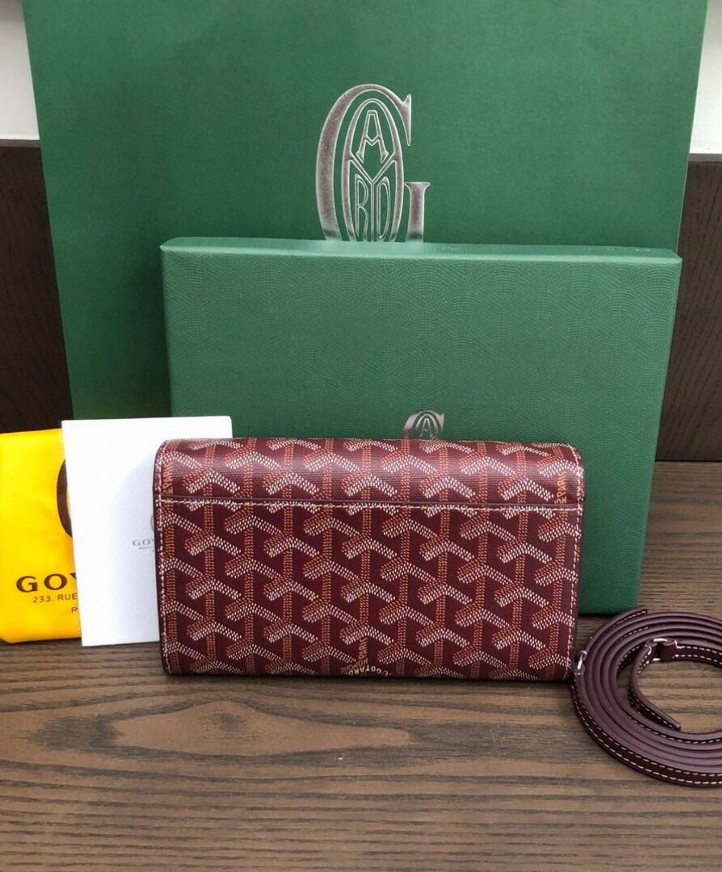 Varenne Continental Wallet